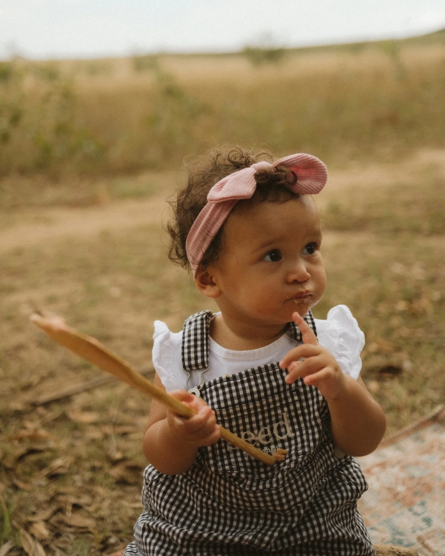 Stop 😍🥹 Being invited back to capture this milestone was SO special. From a newborn session early last year to baby&rsquo;s 1st birthday celebrating with a CAKE SMASH, so fun and adorable! 

Cake Smash Mini Sessions &ndash; DM to enquire 🤍

#sydne