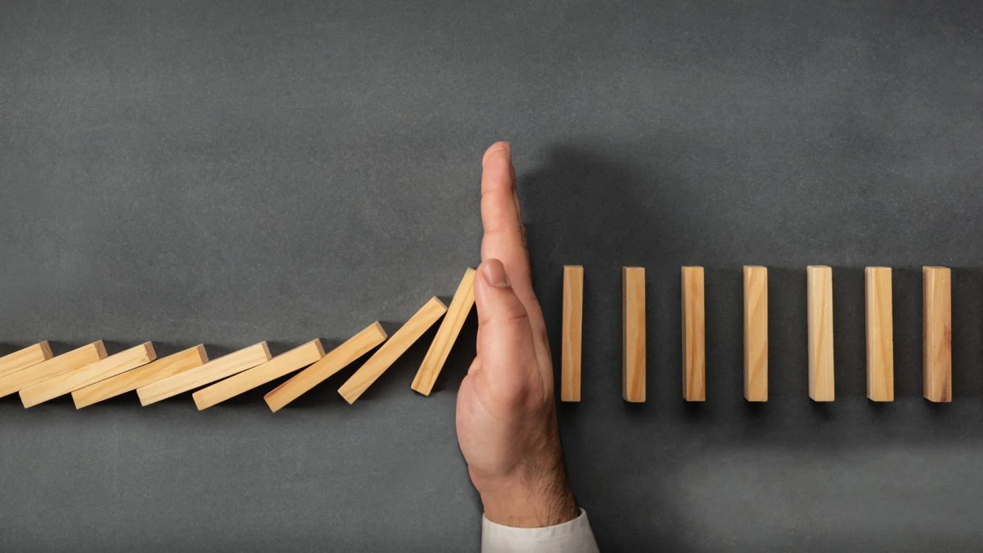 Setting Boundaries at the Start of the Year: A Mental Health–Centered Guide