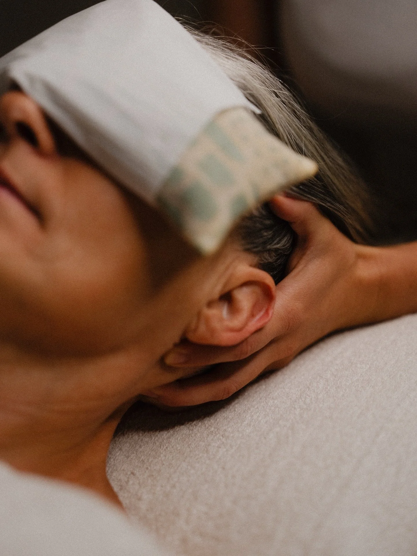 This time of year always feels really special to offer body work. The subtle cues of Autumn calling us all to turn inward and soften, an initiation to gently unfold. This season often feels like a collective exhale, an invitation to simply arrive and