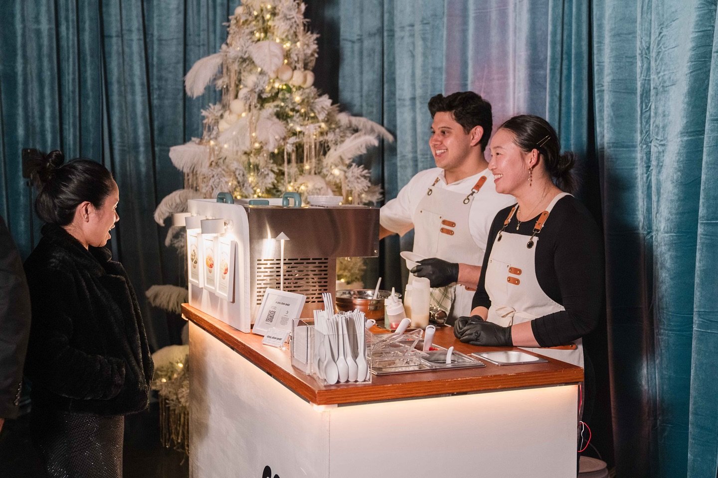 2026 goals: servin&rsquo; up more bingsu, smiles, and good vibes 😊🫶 excited to see all the places we&rsquo;ll go and the people we&rsquo;ll meet! ✨

photos by @davidhuynhphoto 
thank you for having us @venueby3p 🥂