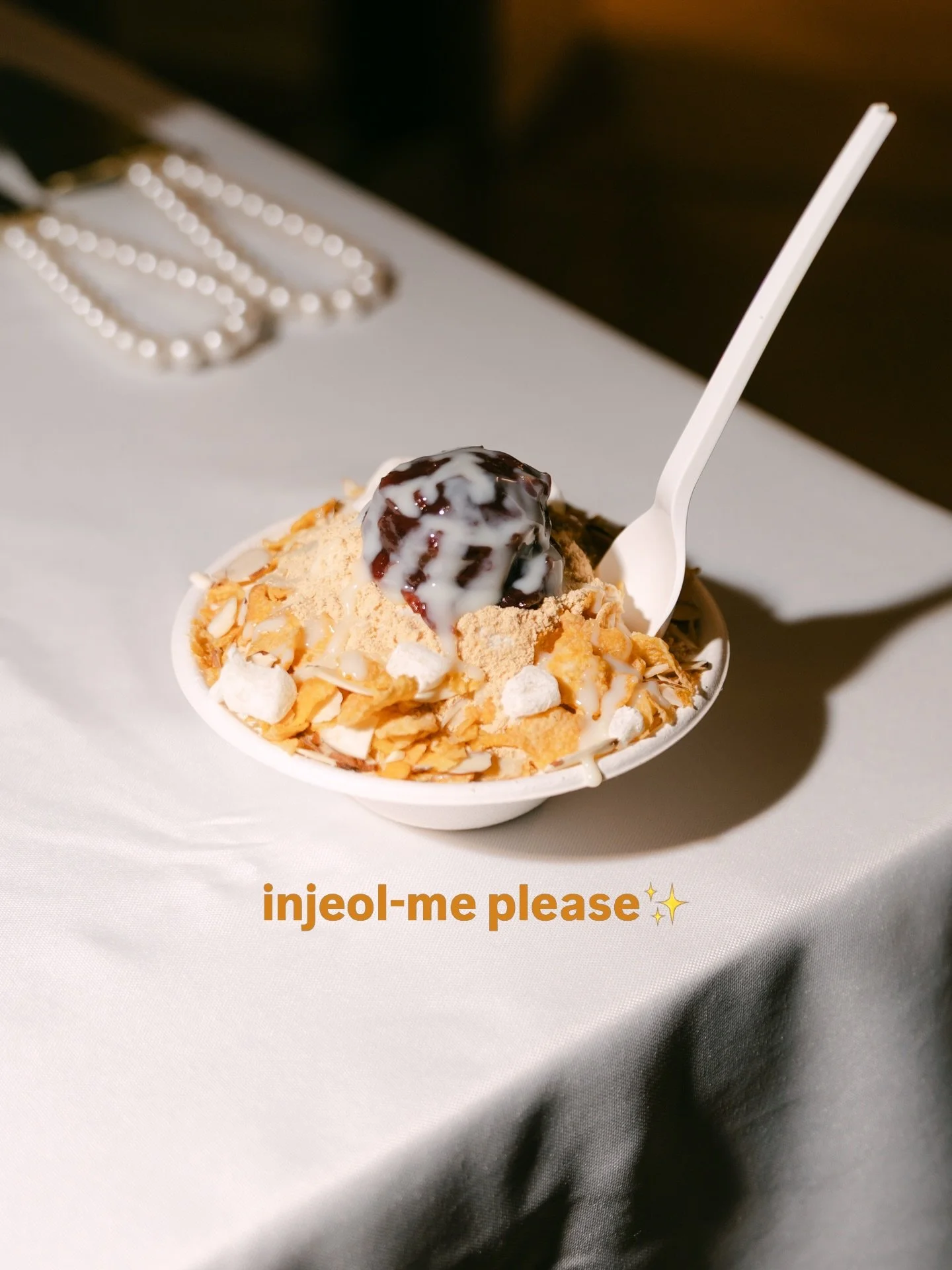 she&rsquo;s a classic. #injeolmi #bingsu ❤️

Venue: Scripps Seaside Forum, UCSD (@scripps_ocean)
Planner: Timeless Ties (@timelesstieskb)
Photographer: Yin Studio (@yin_futography)
Catering: Giuseppe&rsquo;s Fine Catering (@giuseppernfc)
DJ: Lucky De