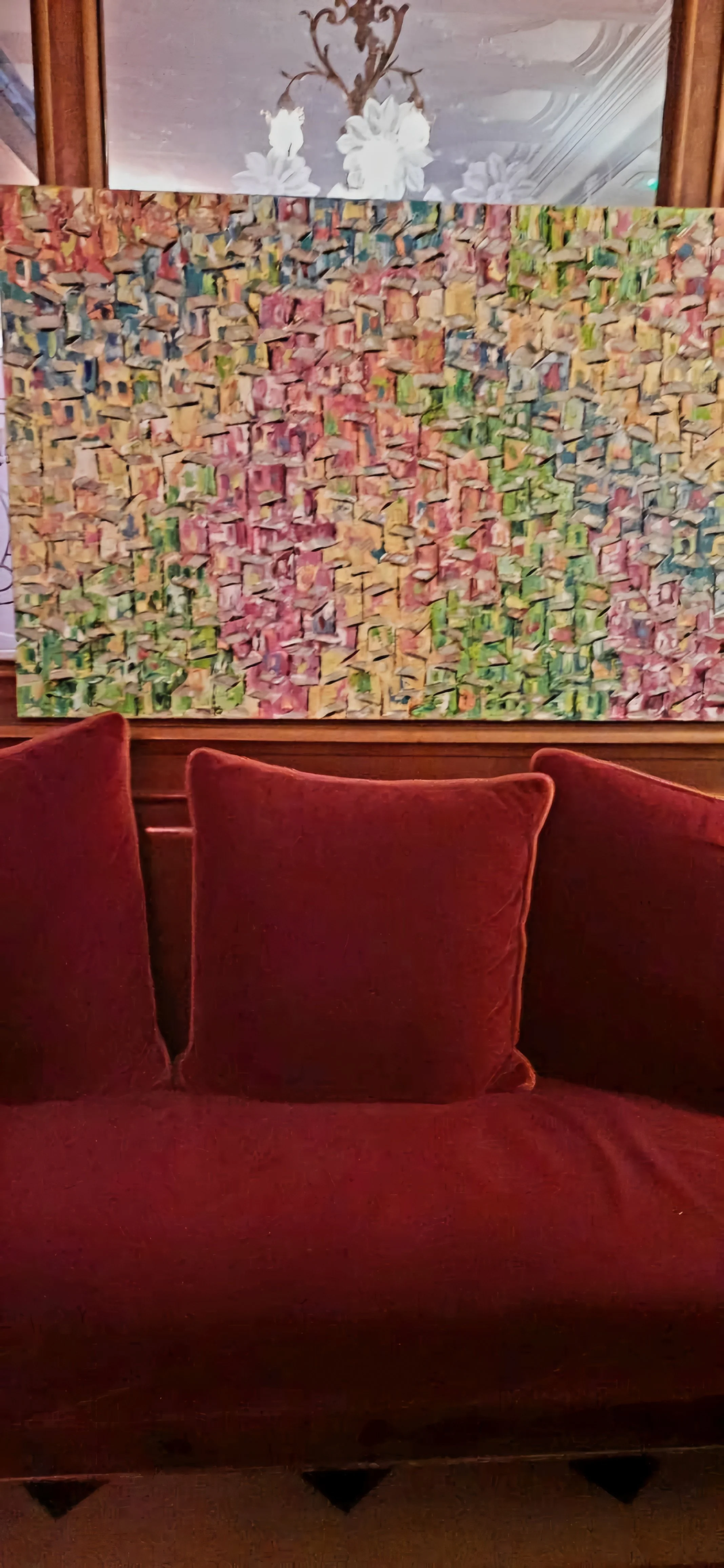 Flow of Joy by Christine Drummond exhibited at Hotel Regina Louvre during the Echoes da Brasilidade event in Paris, September 2025.