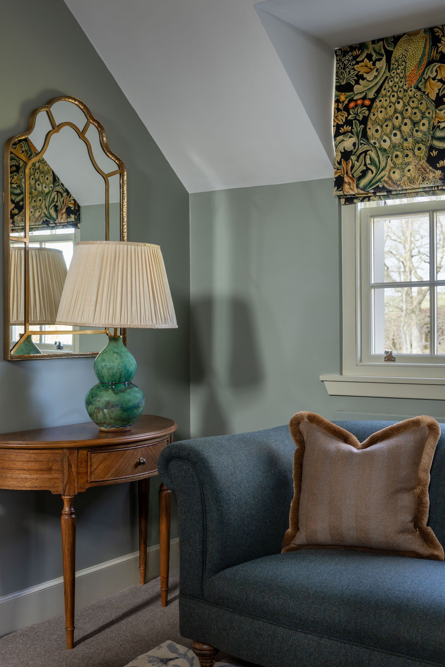 Ghillie Sitting Area-1.jpg