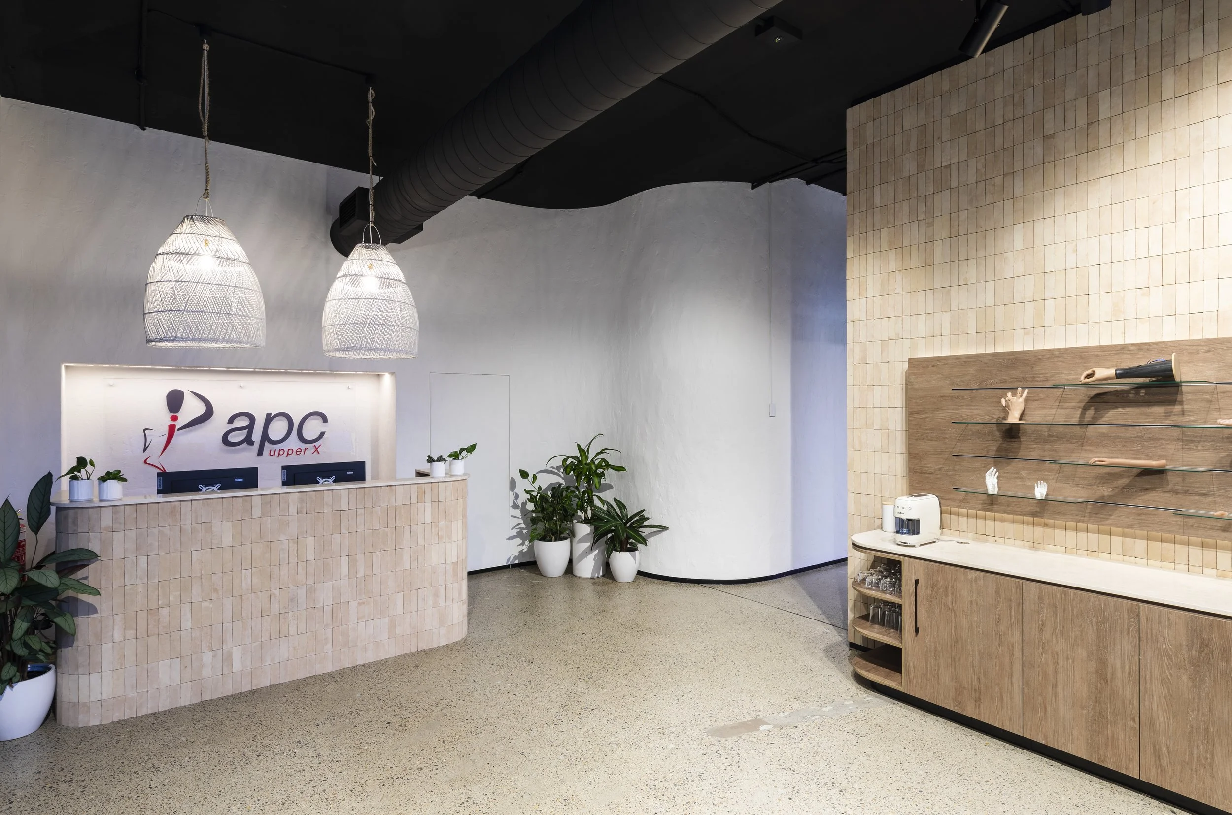 APC PROSTHETICS