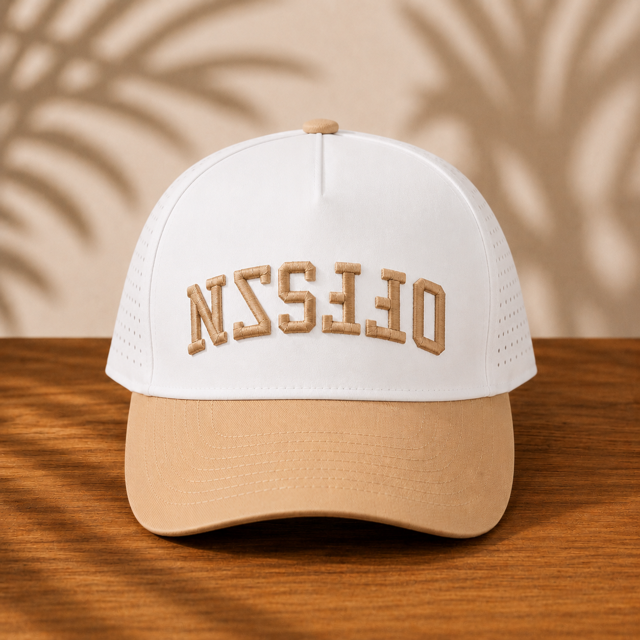Cap beige/white