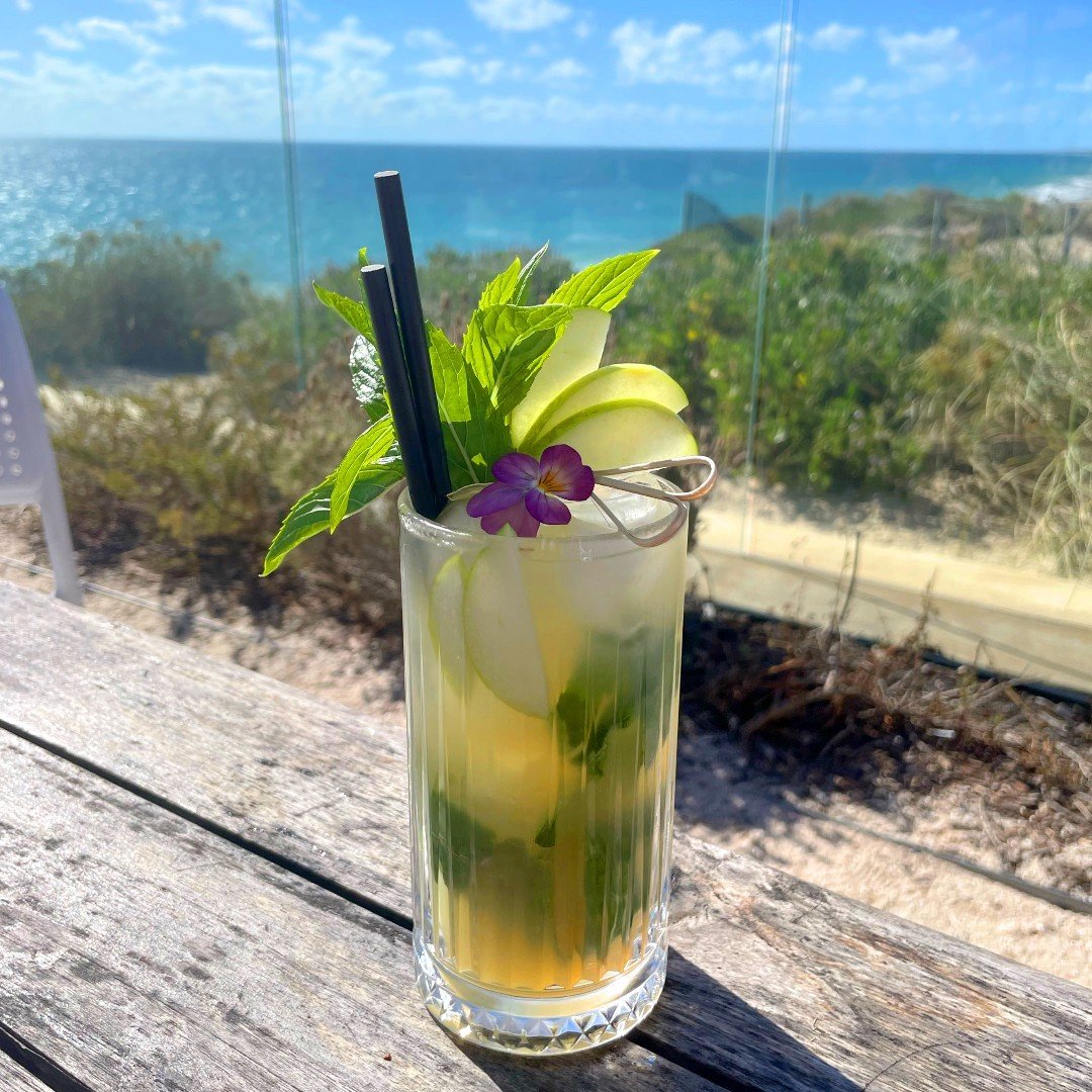 Sip, relax and enjoy the ocean breeze with these weekend specials:

✨ Coco Myrtille ~ tropical blend of 1800 coconut tequila, coconut rum, blueberry syrup and lime.. pure paradise in a glass. 🌴

✨ Apple &amp; Pear Mojito ~ crisp and oh-so-fresh! Cra
