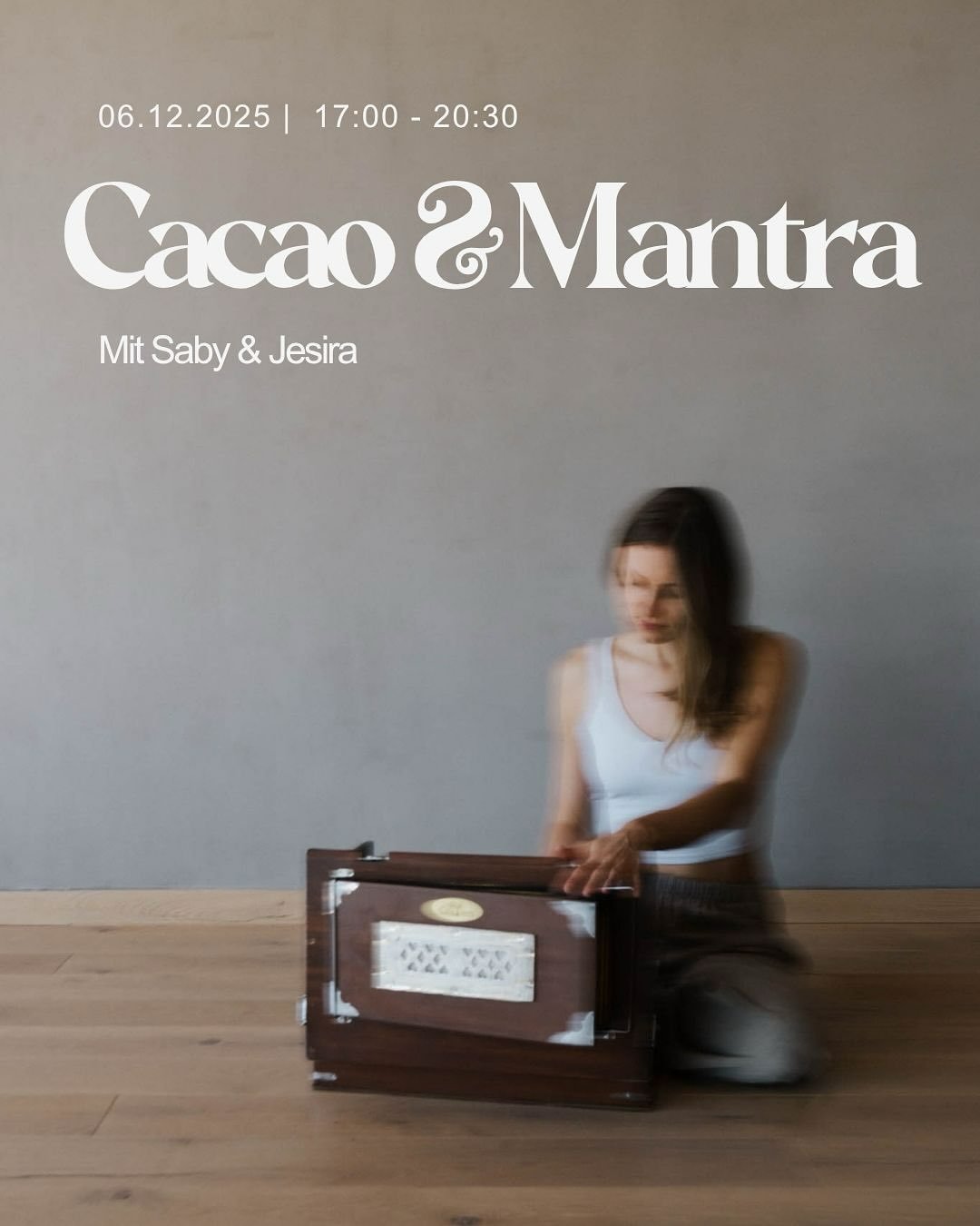 Ein Abend zum Loslassen und Eintauchen, getragen von zeremoniellem Kakao, Ritual, Mantra, heilenden Kl&auml;ngen im Soundbath und einem gemeinsamen Abendessen (vegan, Gluten-frei, zuckerfrei).

@sabrina_seebacher_ und @jesira_yoga begleiten dich durc