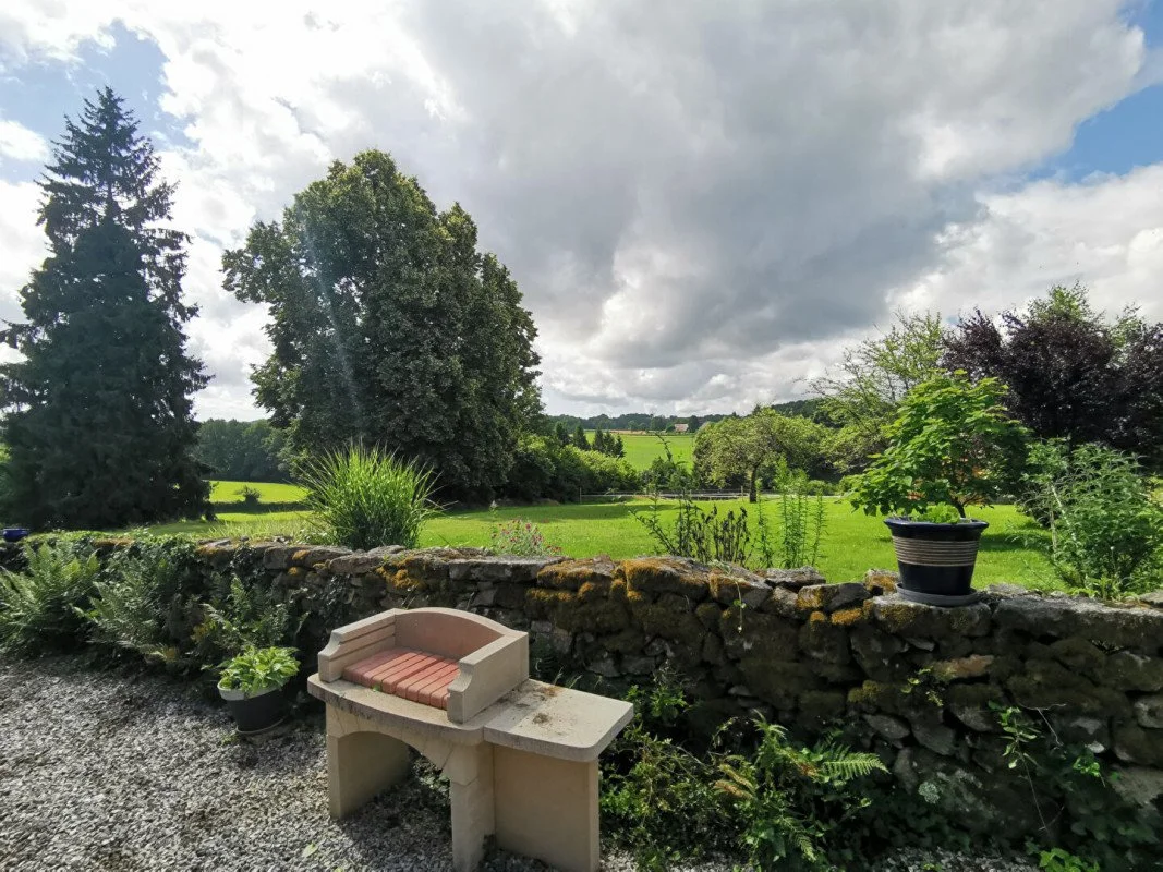 Agence Newton Correze 5.jpg
