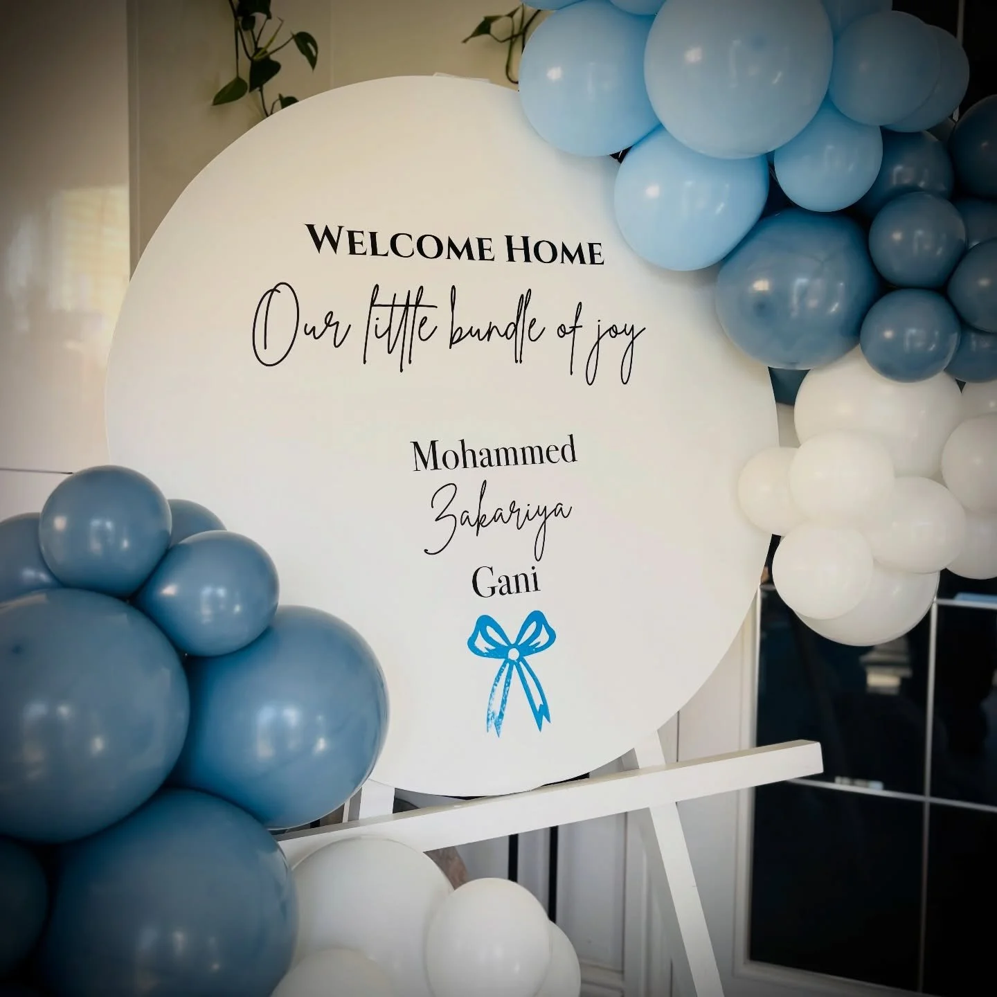 Welcome home baby boy! What a beautiful display for a new mummy and baby &hearts;️&hearts;️ 

#newbaby #welcomesign #eventhire #balloondecor #eventdecoration