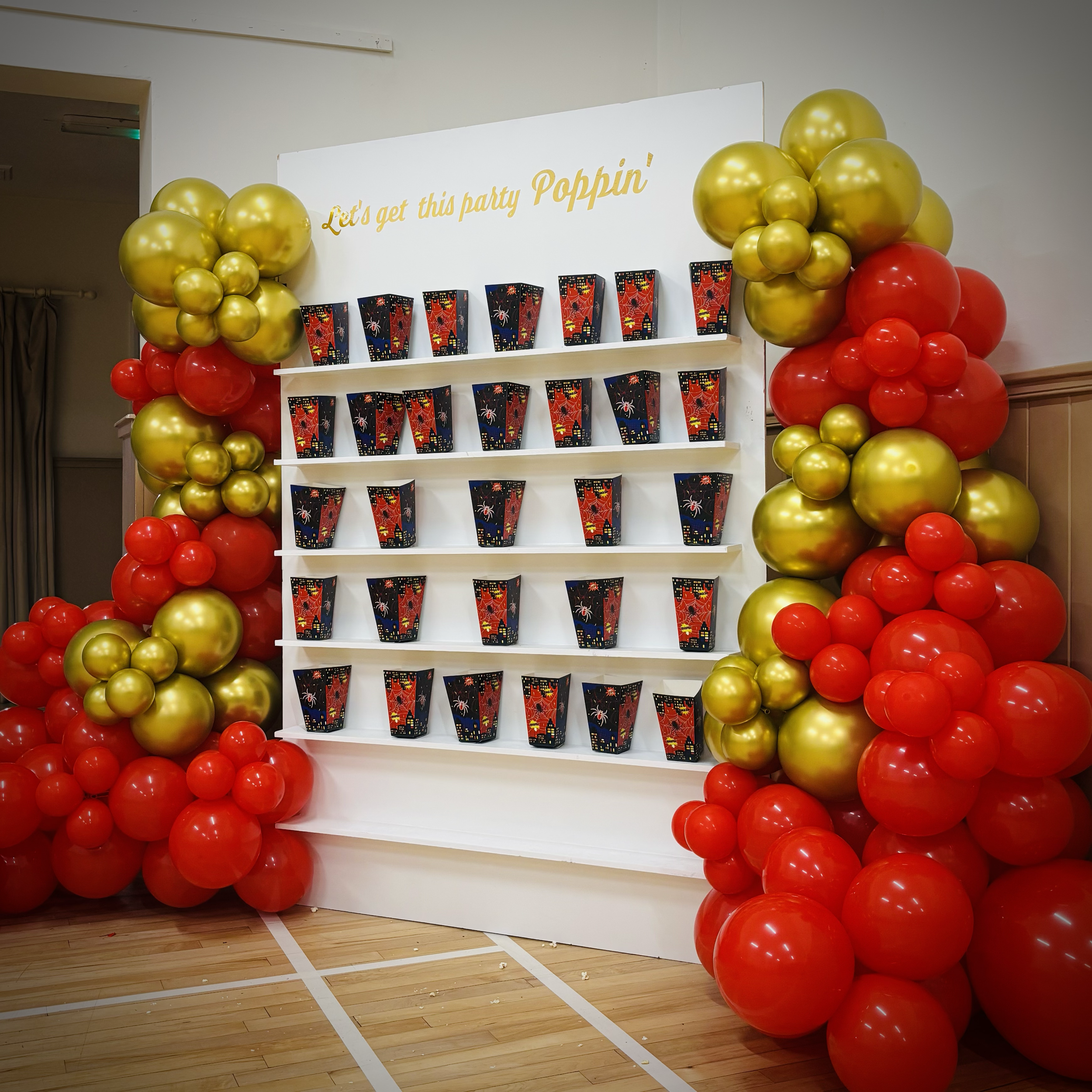Popcorn Wall with Balloon Decoration