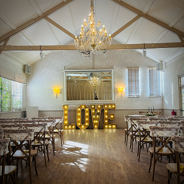 Our 4ft rustic LOVE letters are perfect for adding a warm, romantic glow to your wedding reception and work beautifully with the character and surroundings of Hockwold Hall. For couples looking for something glamorous, our shimmer walls make an eye-c