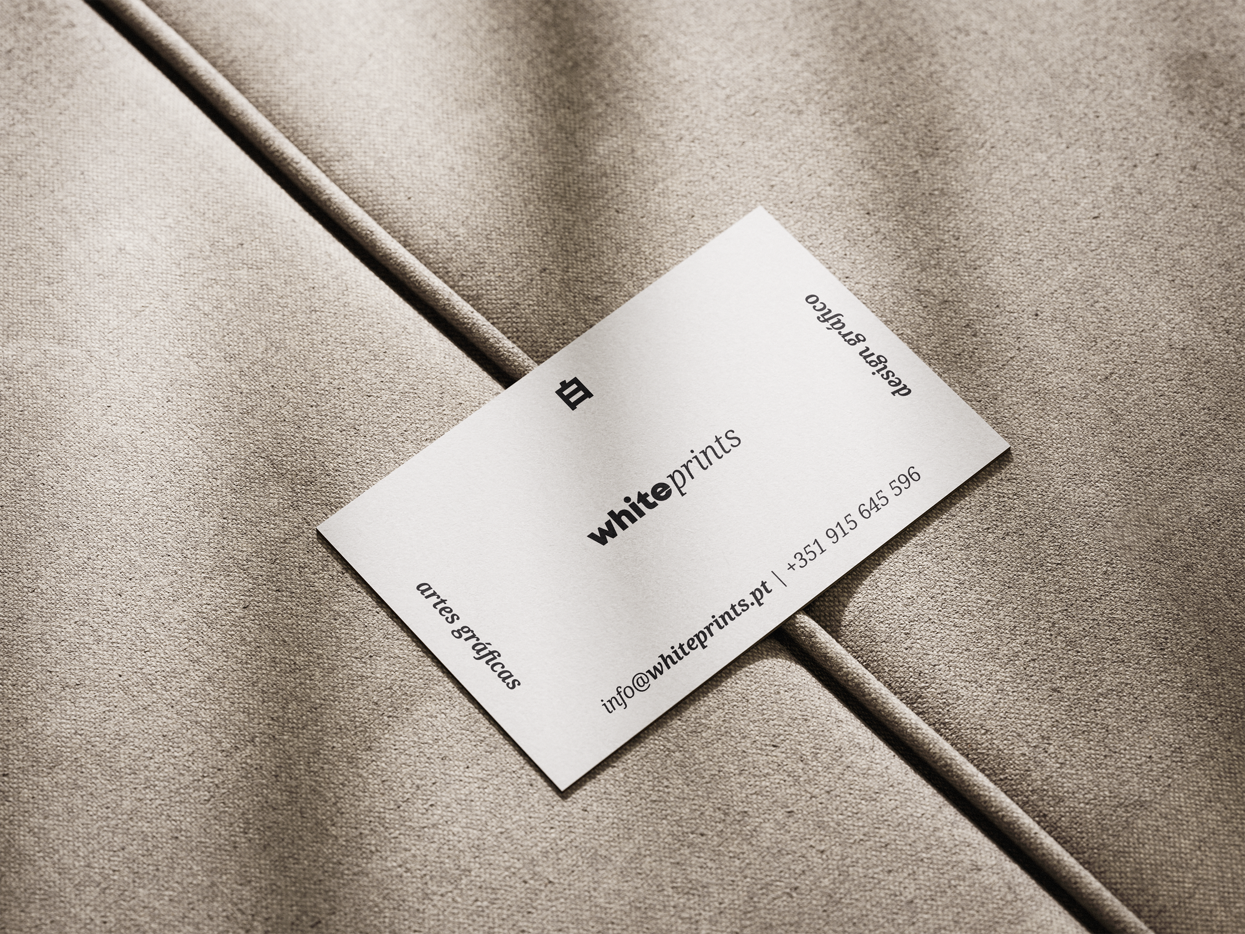 Business_Card_On_Fabric_Mockup_1.png
