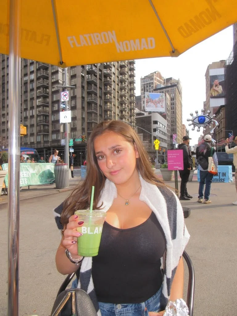 Victoria Luvish 