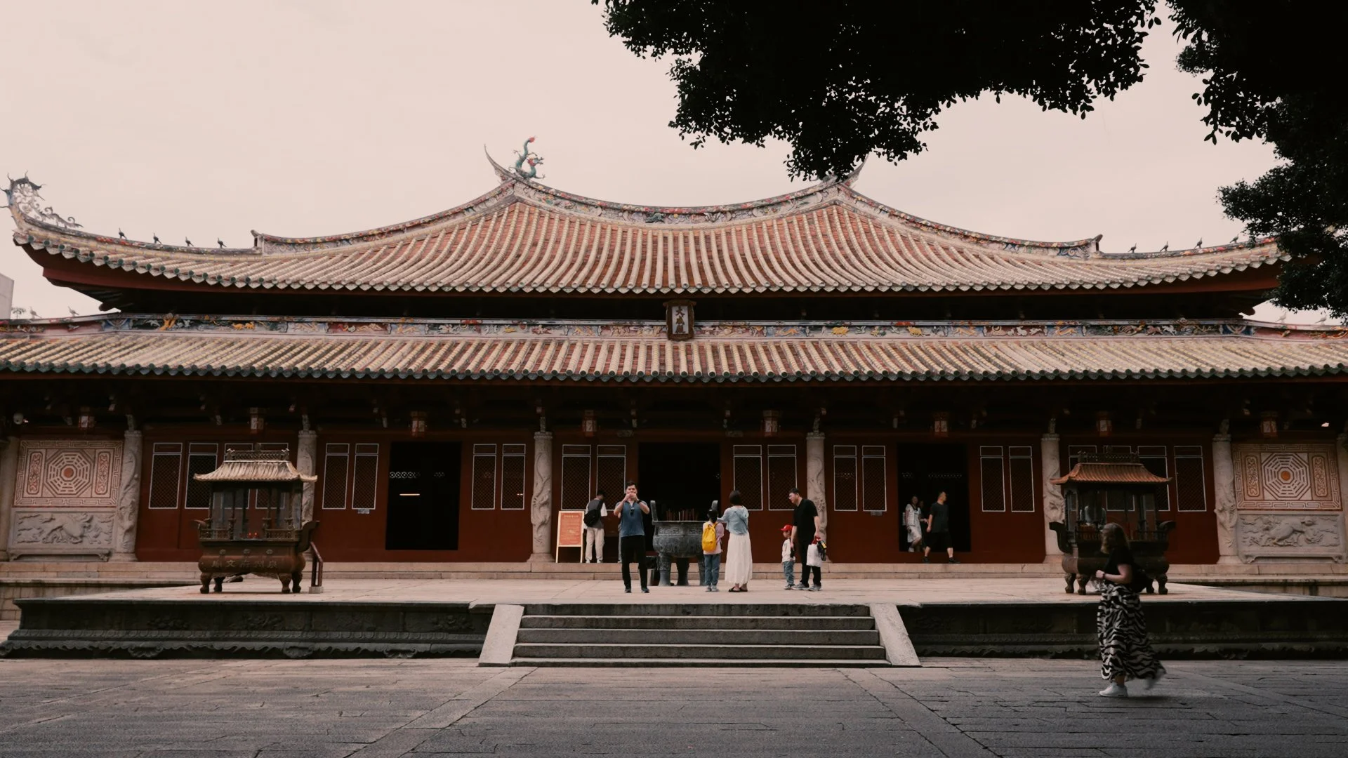 1. Quanzhou First Impressions_Basic Structure_Edited.00_02_07_14.Still029.jpg