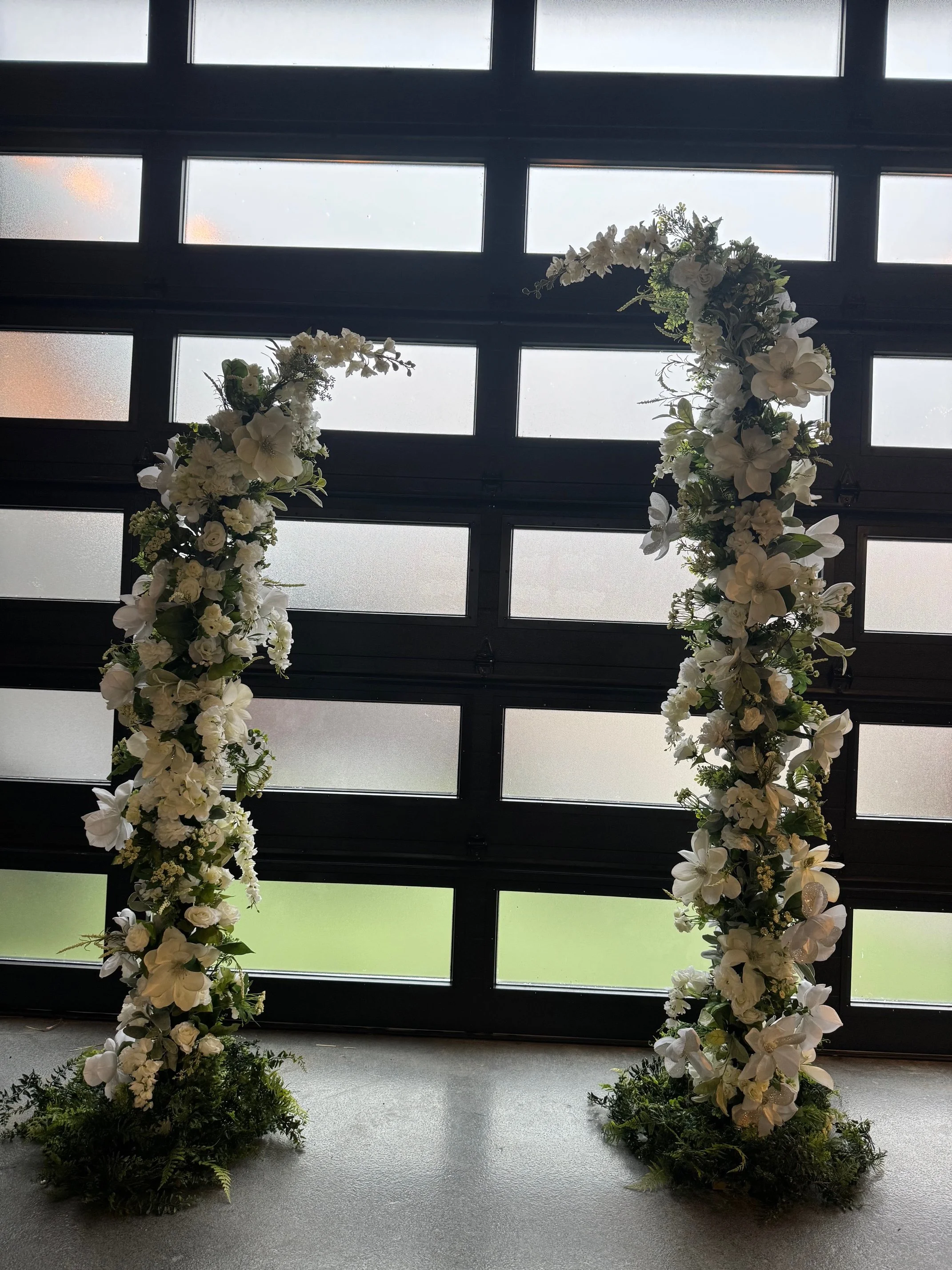 Pencil Arch Set + Florals