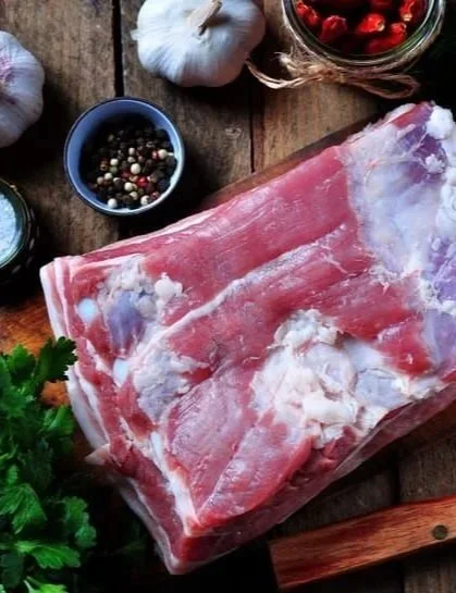 Bilde av fersk buklist av norsk fjellgris fra Rolis Kjøttkjeller - Oslo, Nordstrand