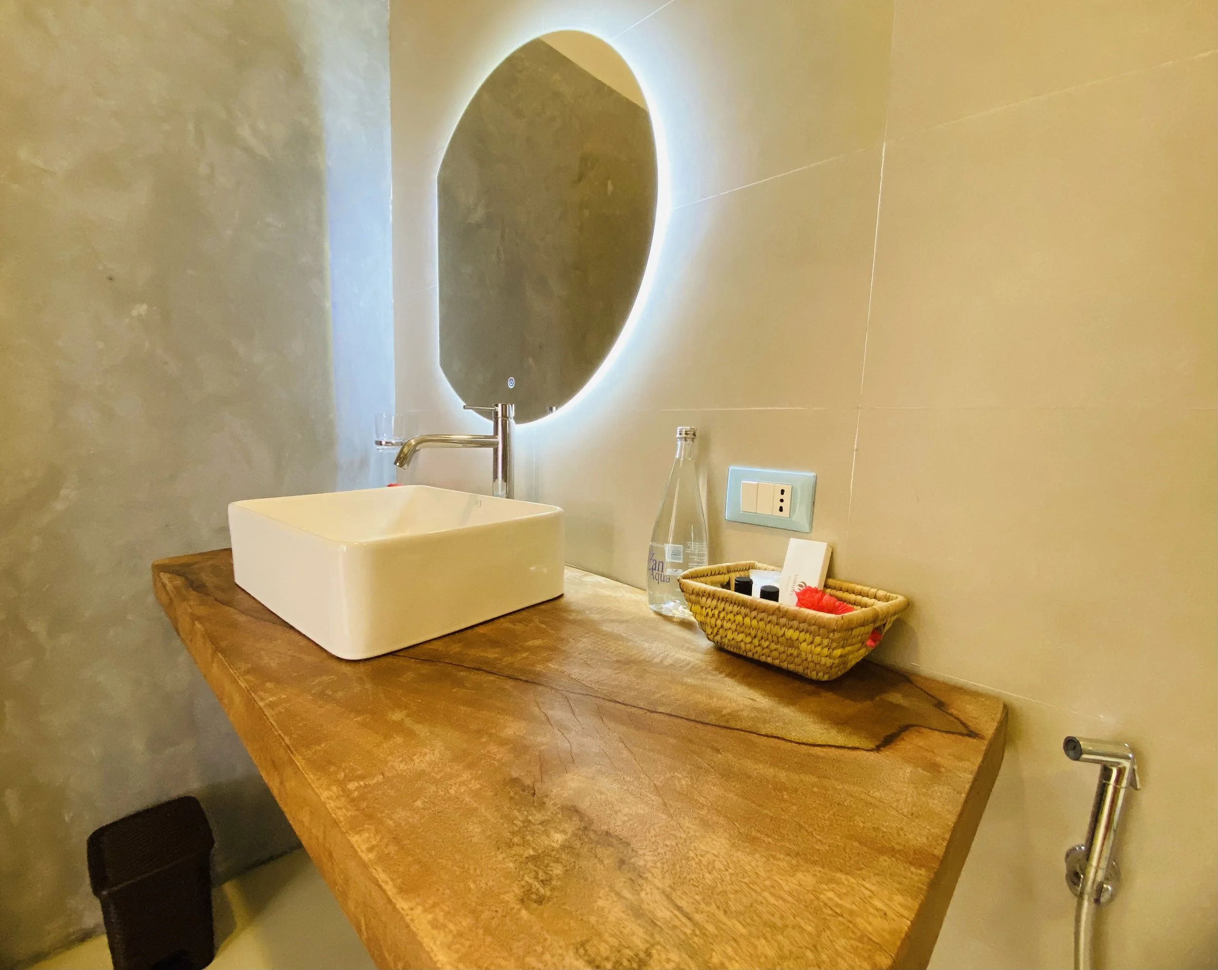 bathroom 2.jfif