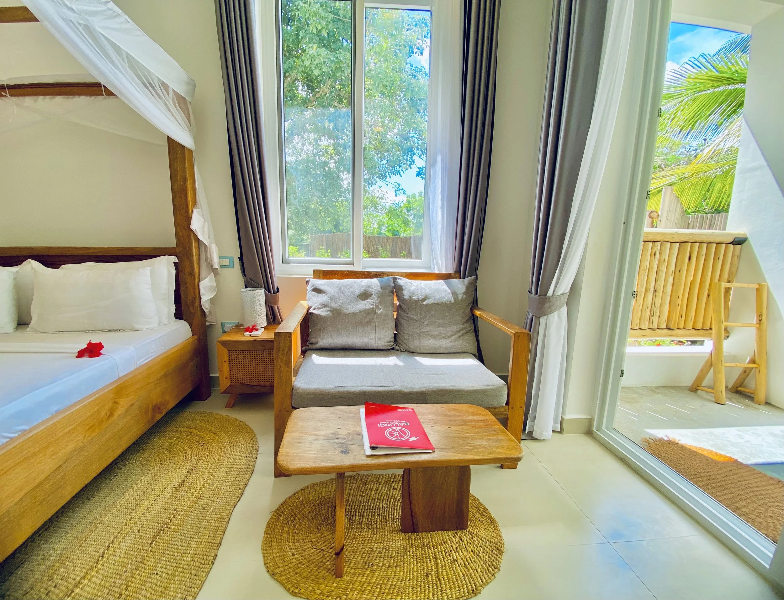 lounge 2.jfif