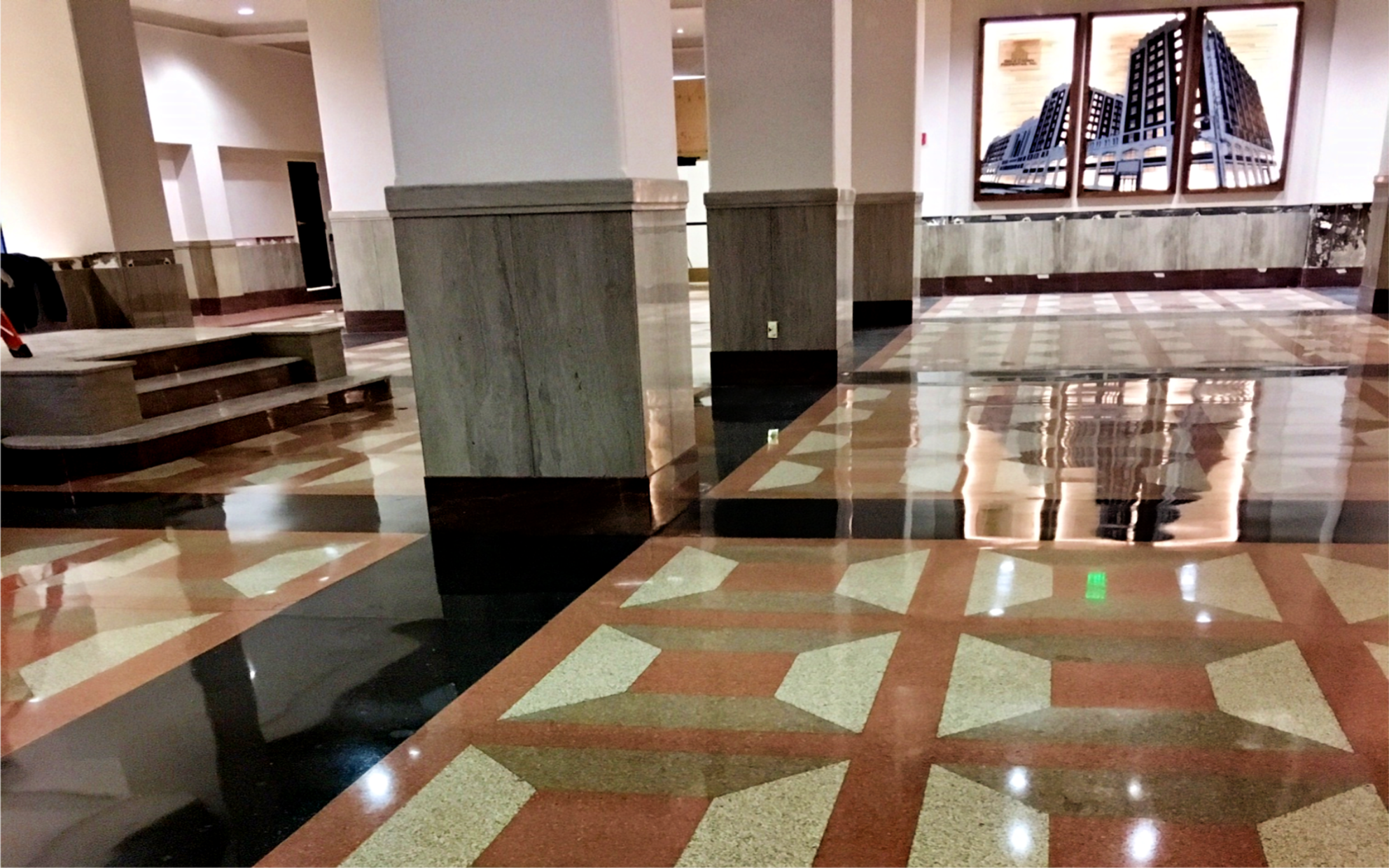 Pickwick Main Lobby Photo 3.png