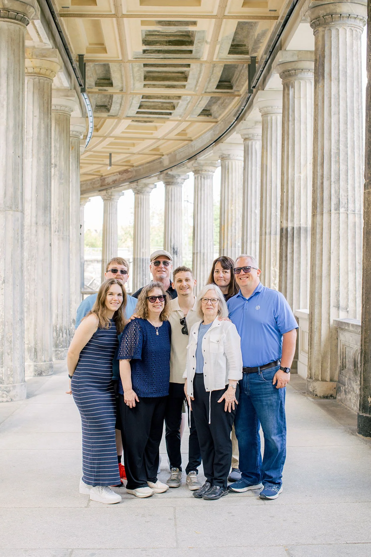 Family photoshooting Berlin at Museum island