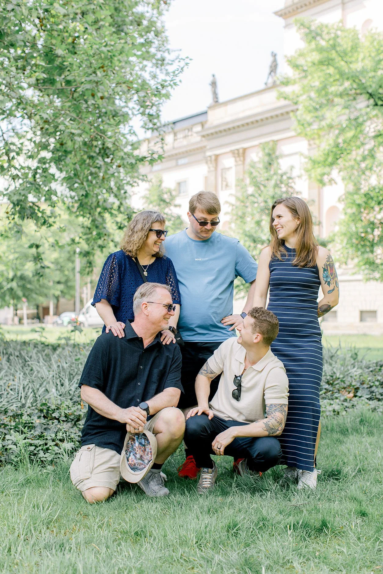 Family session on Museum Island captured by Duo Chen