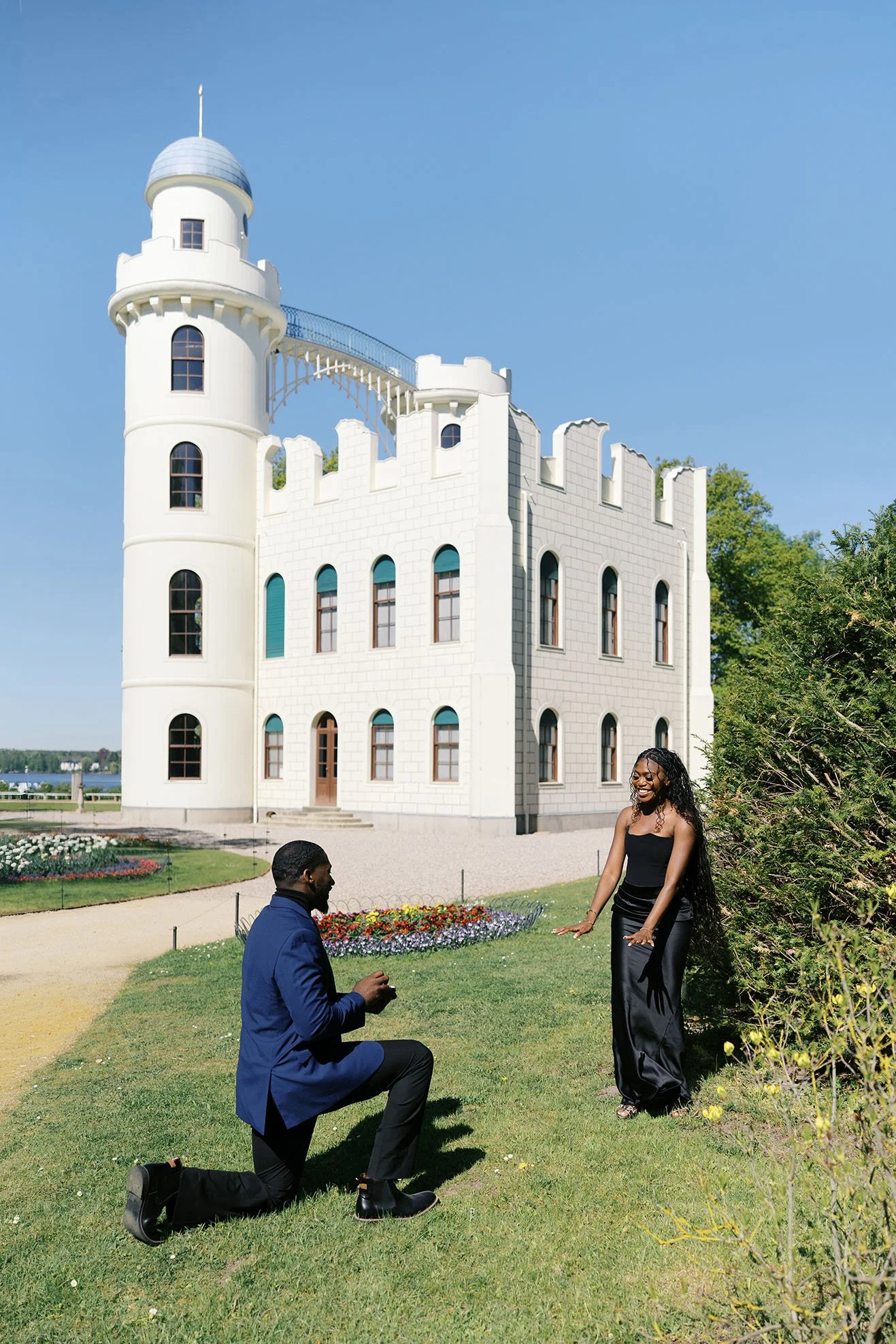 Surprise proposal on Berlin Peacock Island