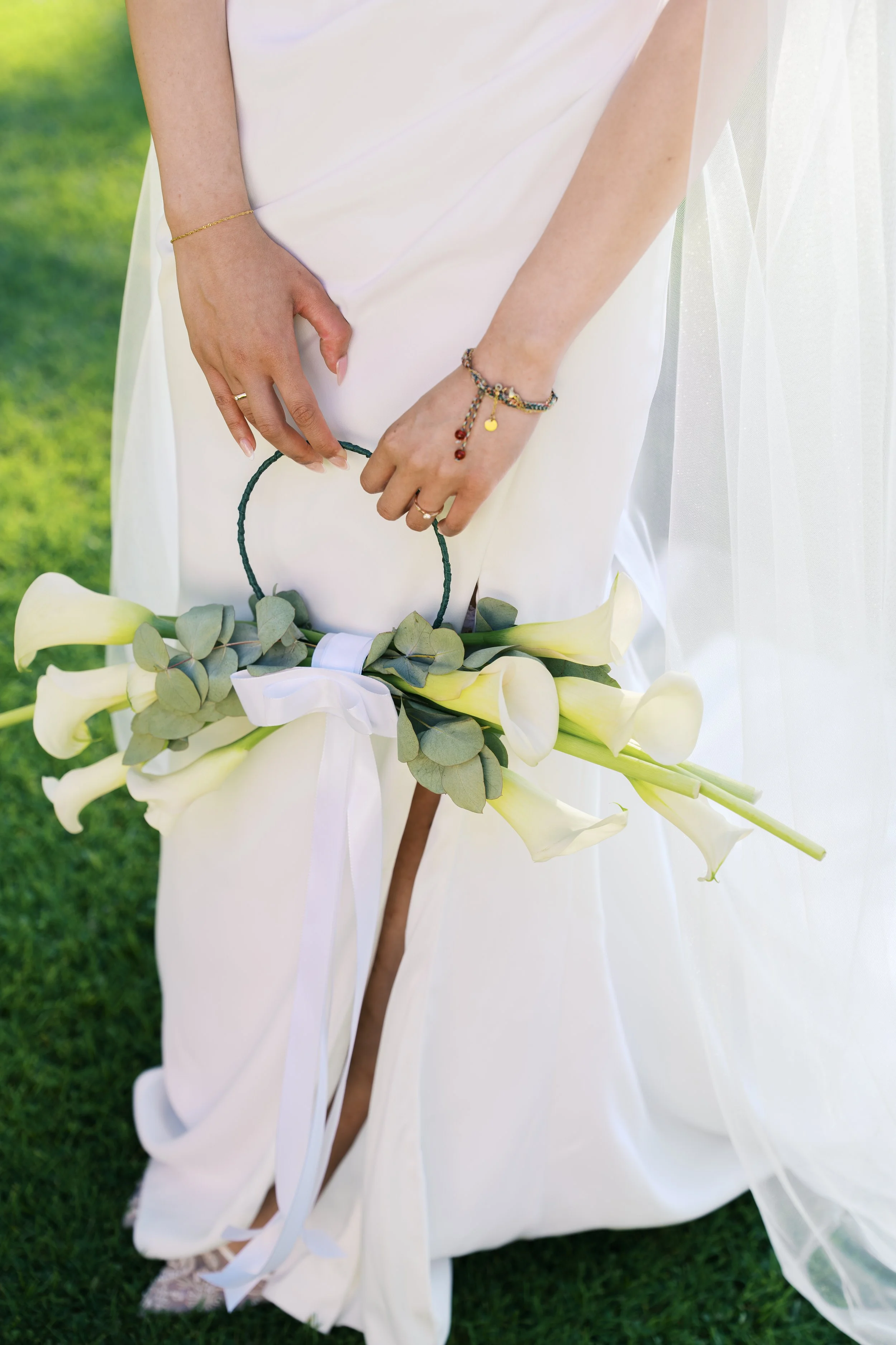 Bride holding bouquet at Gut Schloss Golm wedding