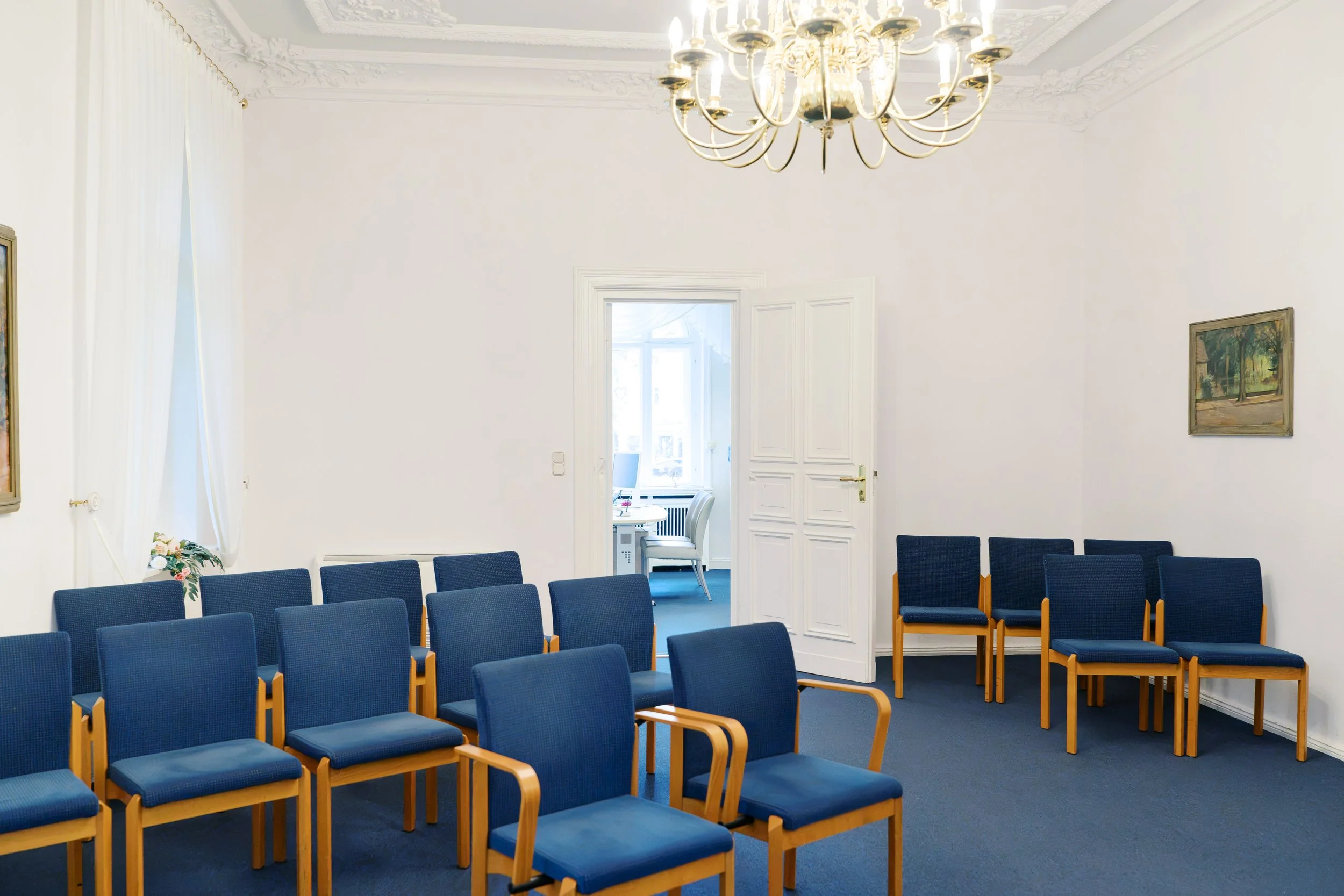 Inside of Hocheitsvilla in Berlin where you can have a ceremony
