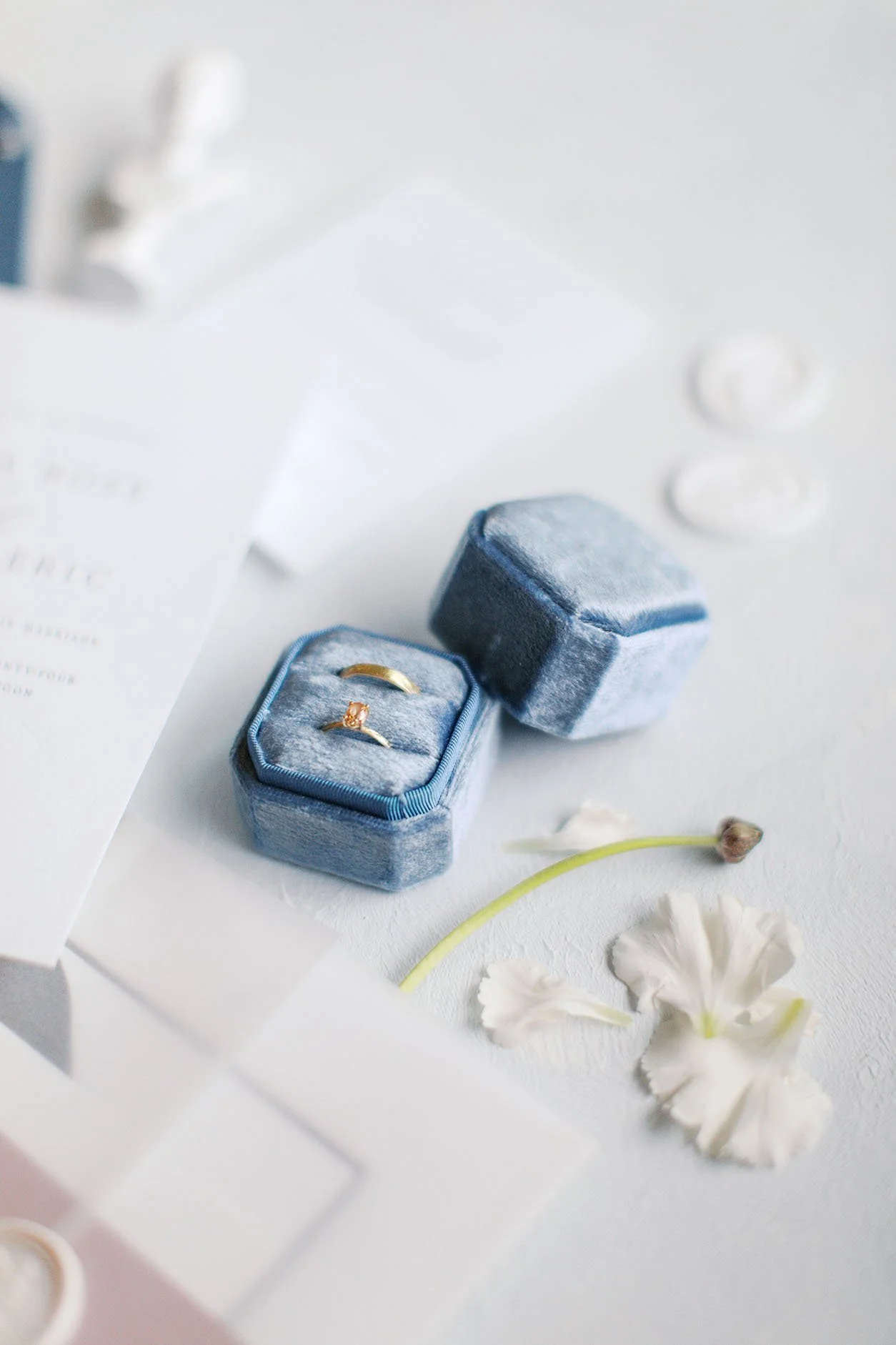 Fine art, elegant flat lay detail of a wedding in Berlin.
