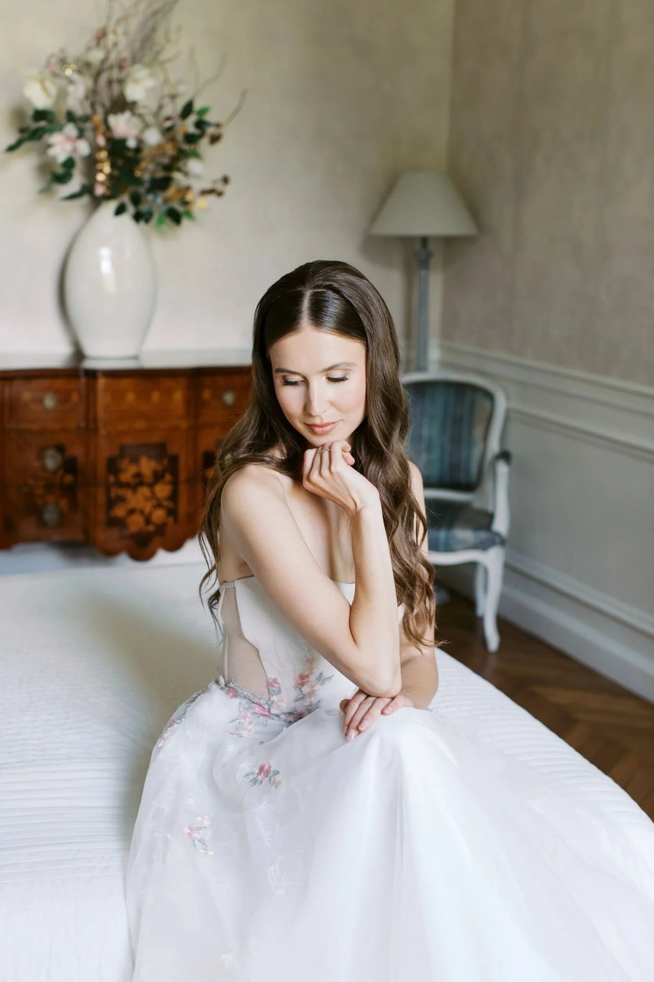 wedding photography in germany with bride posing