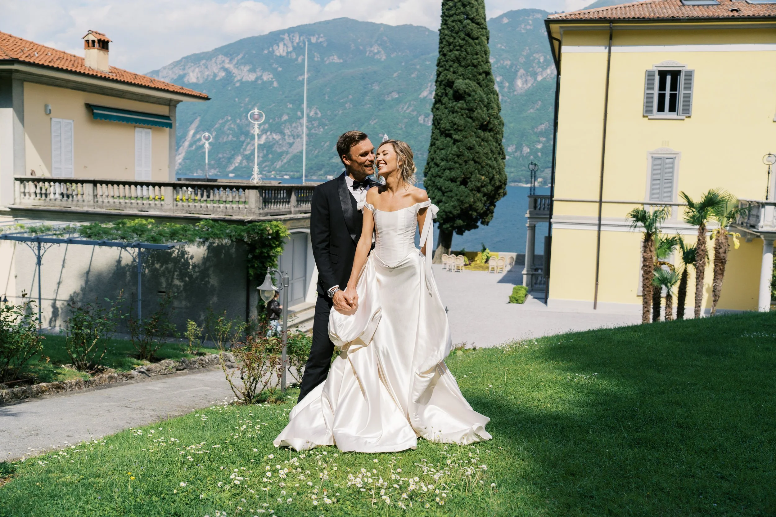 A modern, editorial wedding couple getting married at Villa Aura del Lago at Lake Como, Italy.