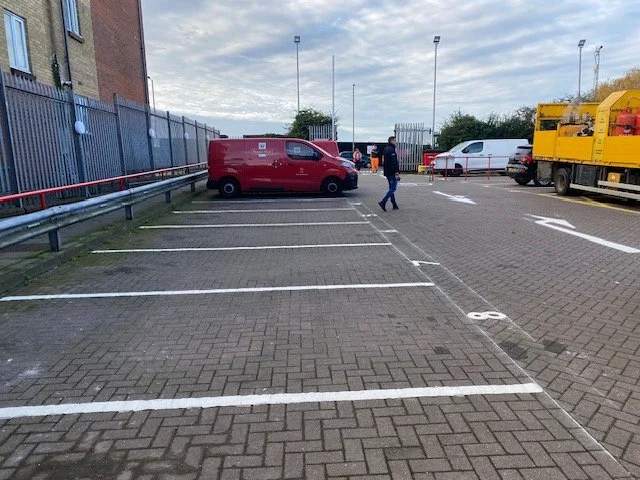 Cricklewood Delivery Office