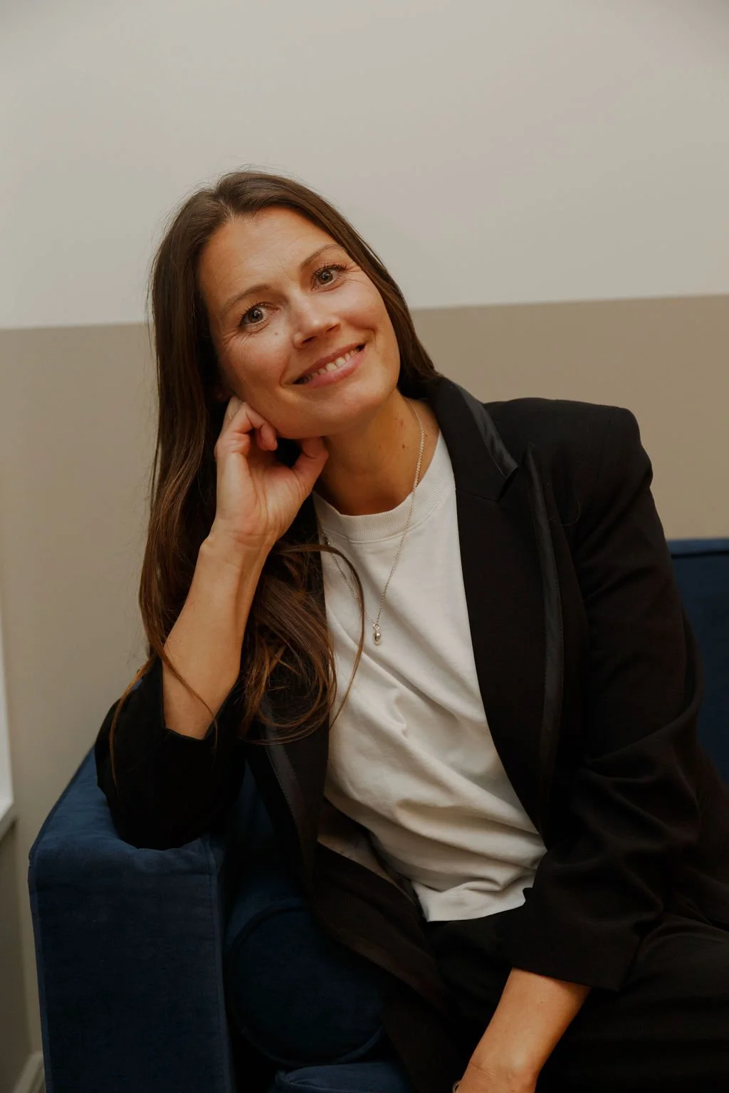 How to overcome founder loneliness with Emmie Faust, Founder &amp; CEO of Female Founders Rise