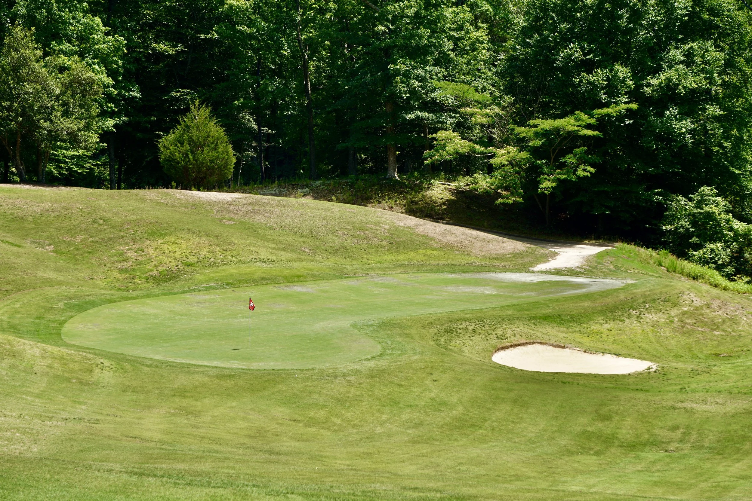 Stonehouse Golf Club near Williamsburg Virginia designed by Mike Strantz with scenic fairways and elevation changes