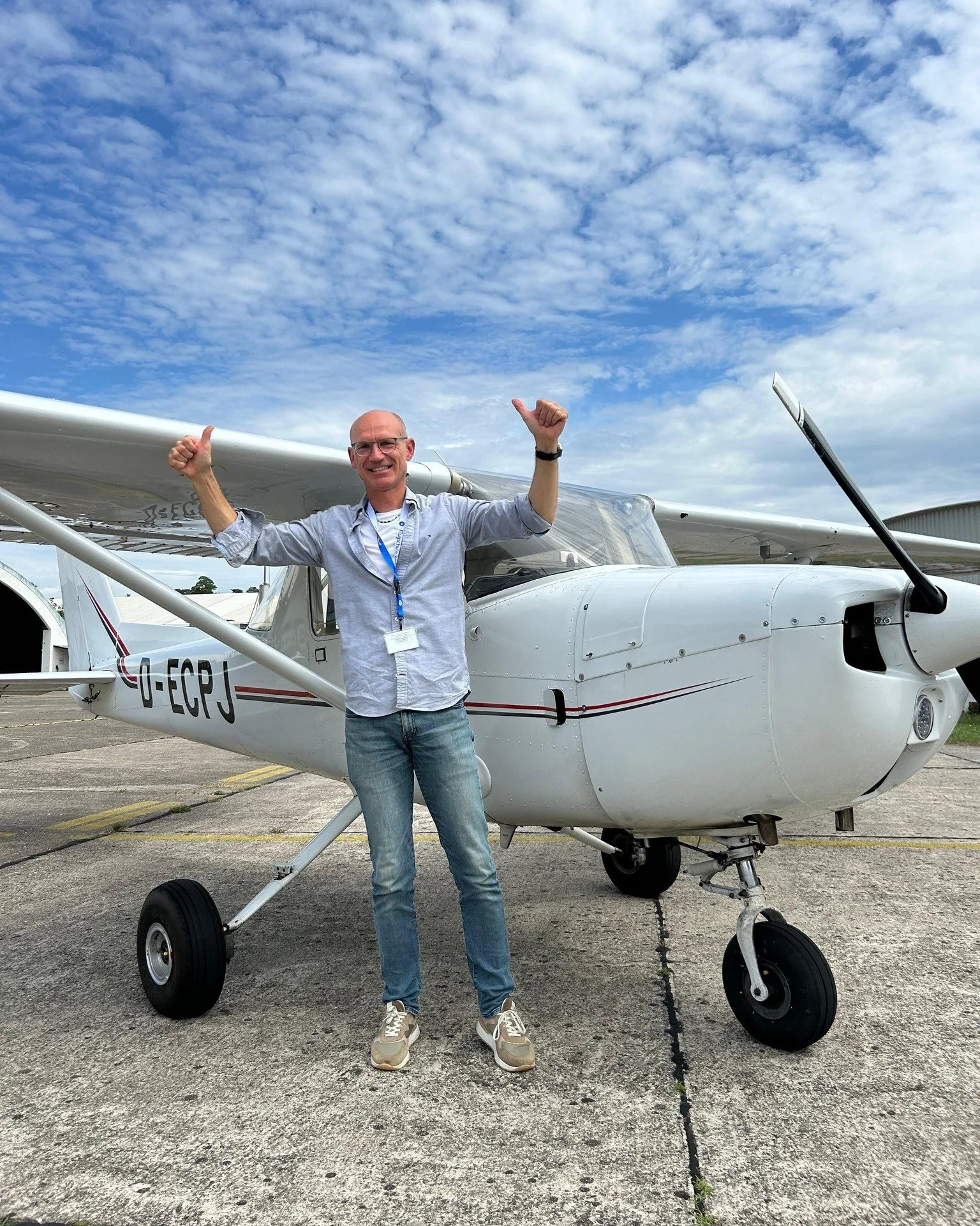 🛫 Solo-Gl&uuml;ckwunsch an Pawel 🎉

Er hat&rsquo;s getan &ndash; ganz allein, ganz oben! 💪 Letzte Woche hatte Pawel seinen ersten Solo absolviert &ndash; ein Moment, der sich in die Pilotenseele brennt.

🌟 G&auml;nsehaut. Stolz. Freiheit. Wer ihn