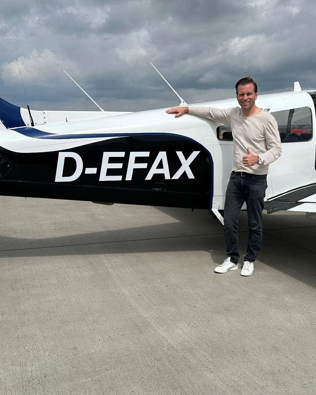 F&uuml;r Fabian sind Wolken ab jetzt nur noch Deko, denn er hat seine IFR Pr&uuml;fung bestanden 🎉

Die &bdquo;Siegesbilder&ldquo; aus Kassel sprechen B&auml;nde &ndash; das Grinsen hat er sich mehr als verdient. Das Wetter selbst hat passend zur Pr