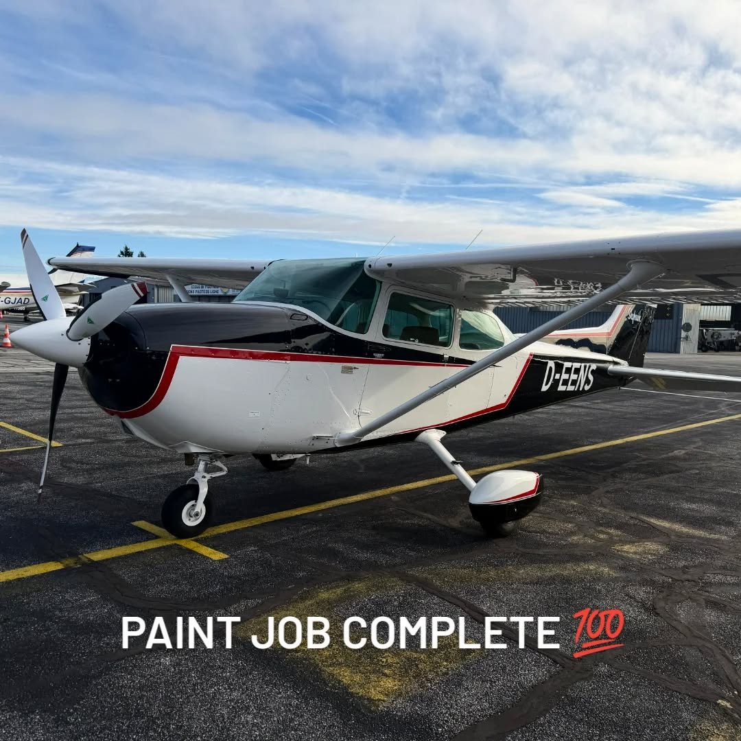 Unsere D-EENS ist fertig lackiert und so schick geworden 🙌🏼
#cessna172 #paintjob