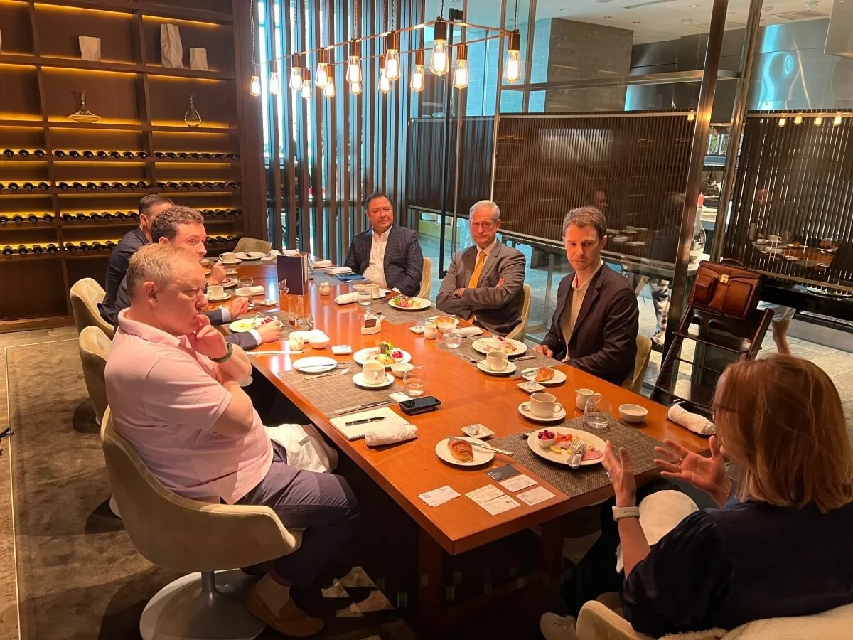  Great Delphi Lunch with Robert Walter's head of innovation Faye Walsh discussing AI and hiring for the CM. 