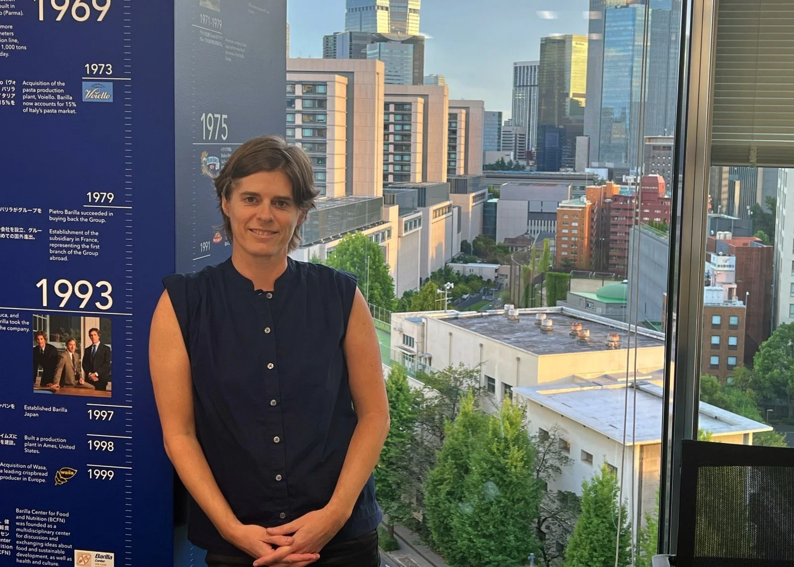  New member Charlotte Oudin of Barilla, with a great view of Tokyo from her office window in Hirakawa, close to the Diet. 