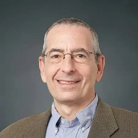 Portrait of Mike Alfant, Emeritus President of the American Chamber of Commerce in Japan and serial entrepreneur, serving as an advisor to The Delphi Network.