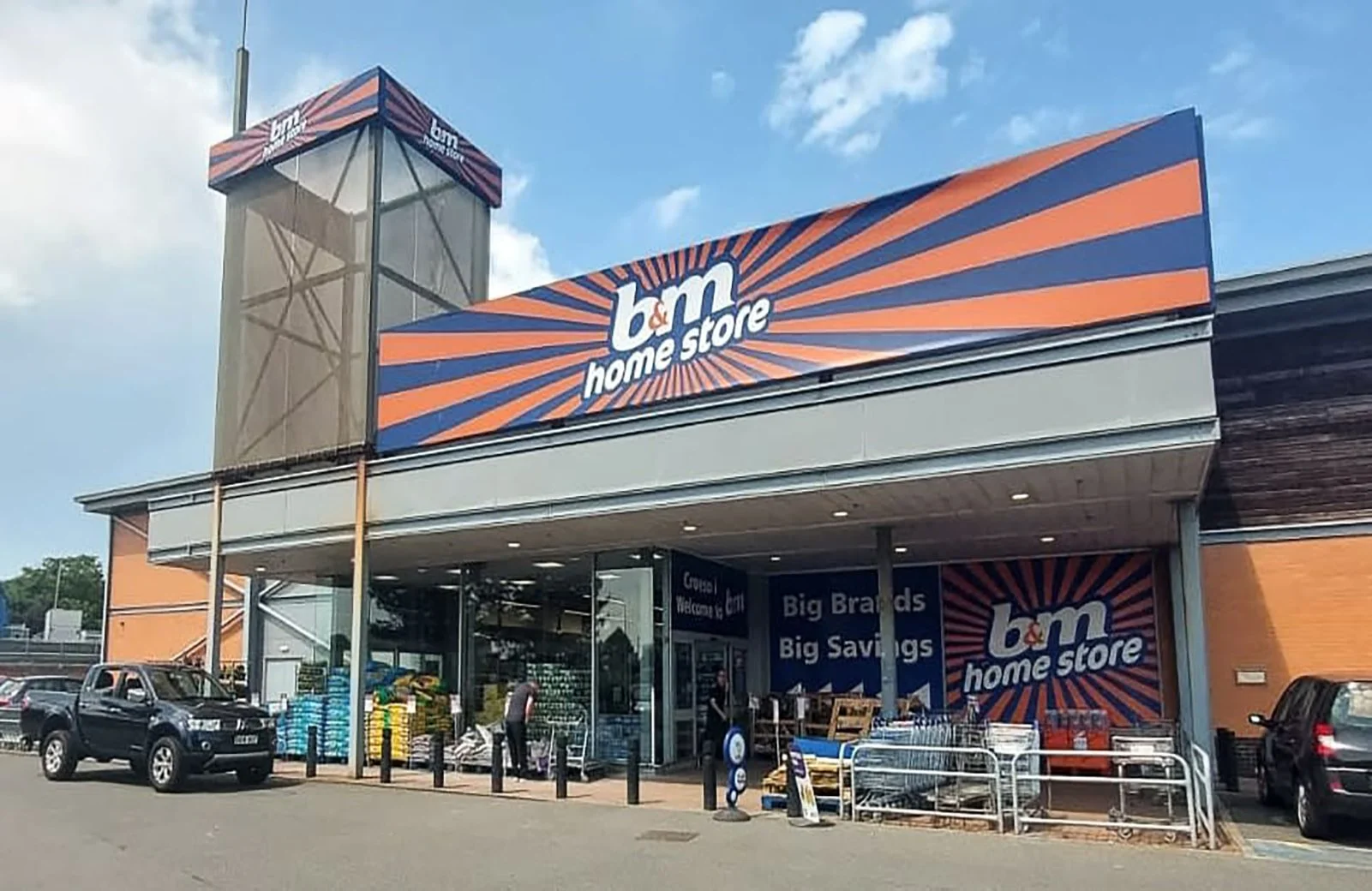 513-bmstores-holyhead-store-profile--2023-06-18.jpg