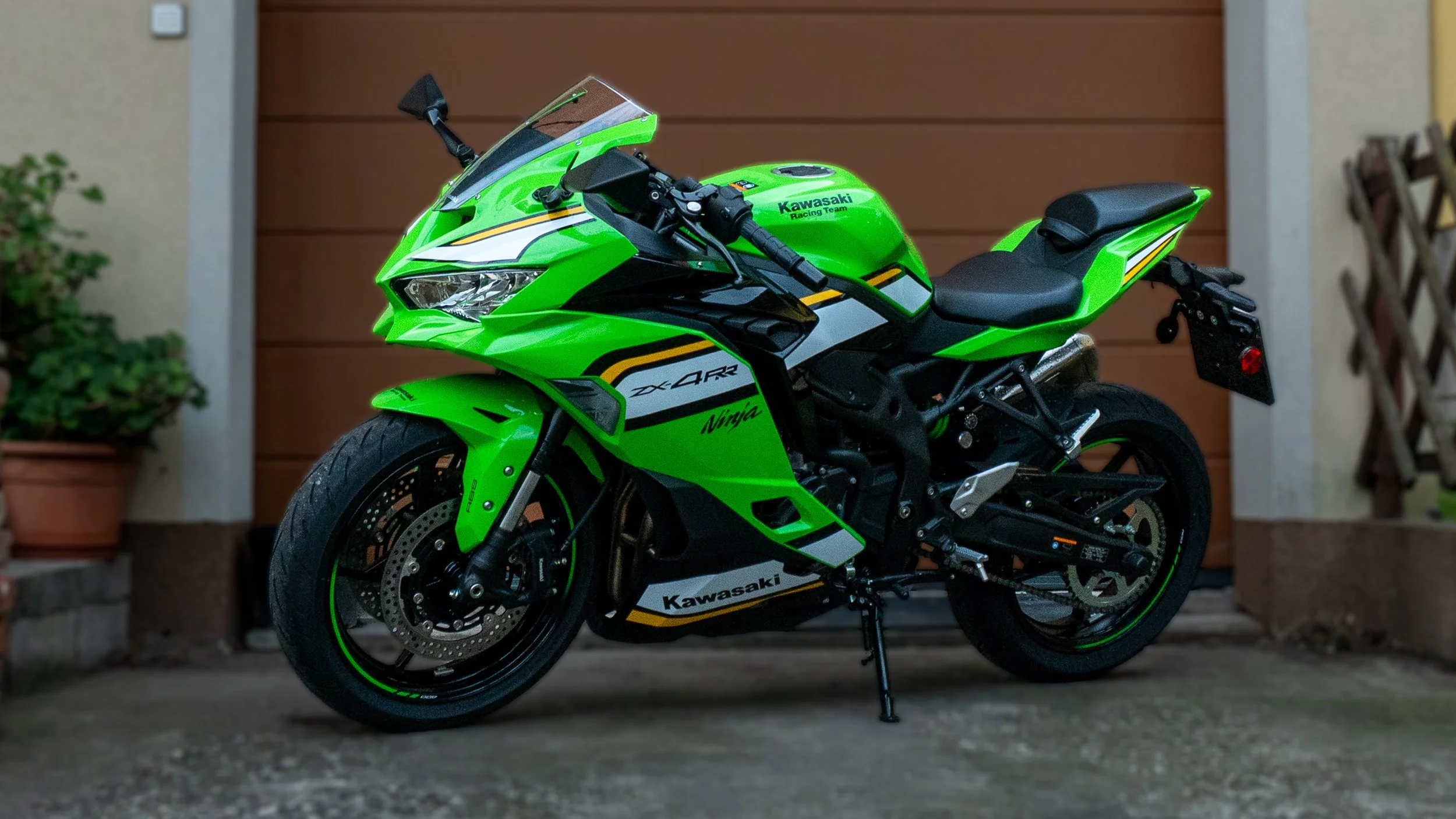 Kawasaki Ninja ZX-4RR 2025