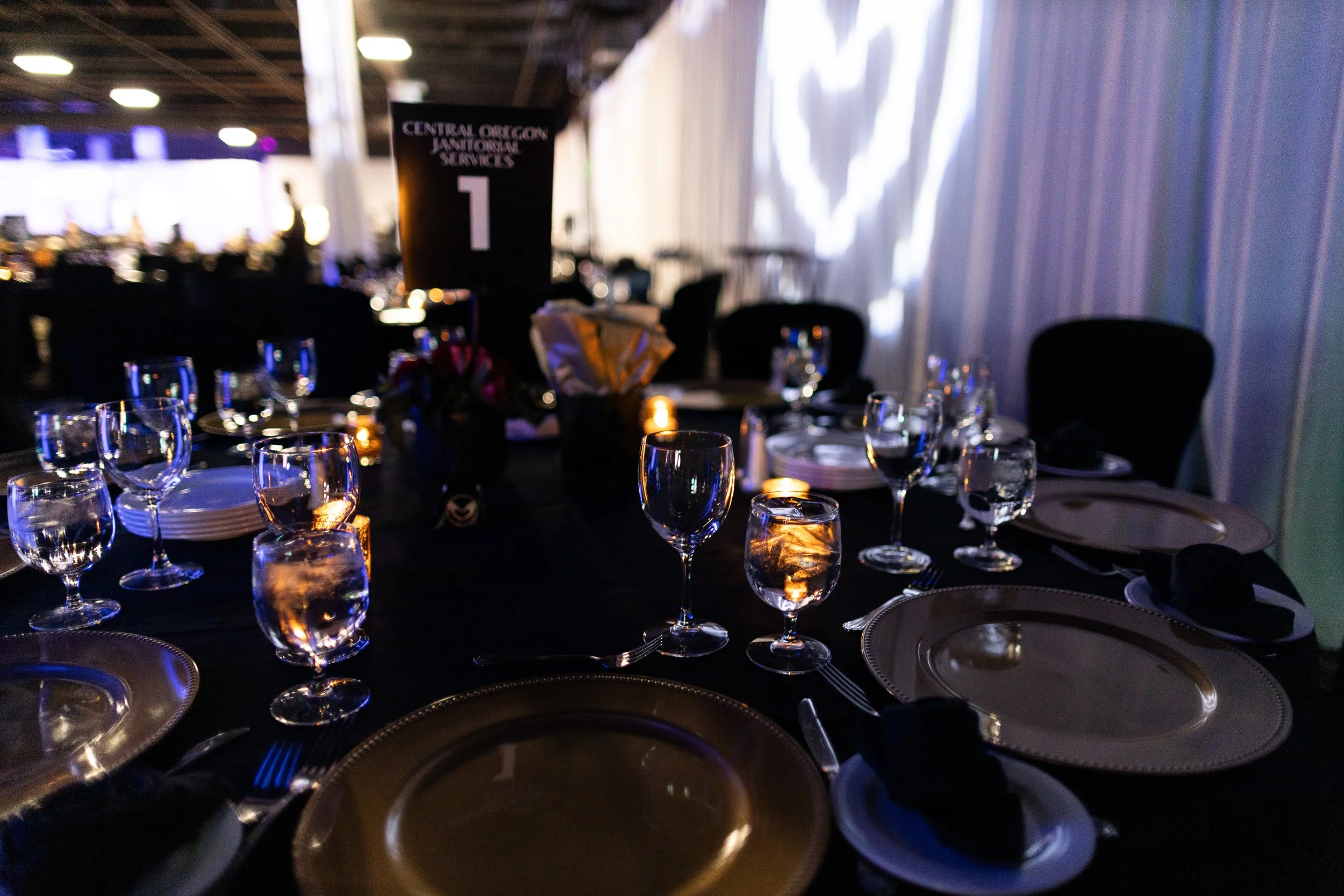 The-Giving-Plate-Red-Carpet-Gala-2023-Riverhouse-Conference-Center-Bend-Oregon-fundraiser-10.jpg