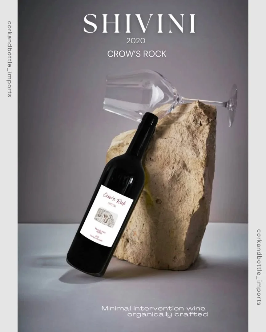 Shivini 2020: A True Expression of Minimal Intervention π·
Handcrafted from Armenia’s finest vineyards in Ararat Valley and Vayots Dzor, Shivini 2020 features a blend of Areni Noir and Haghtanak grapes. Carefully fermented, aged in Caucasian o