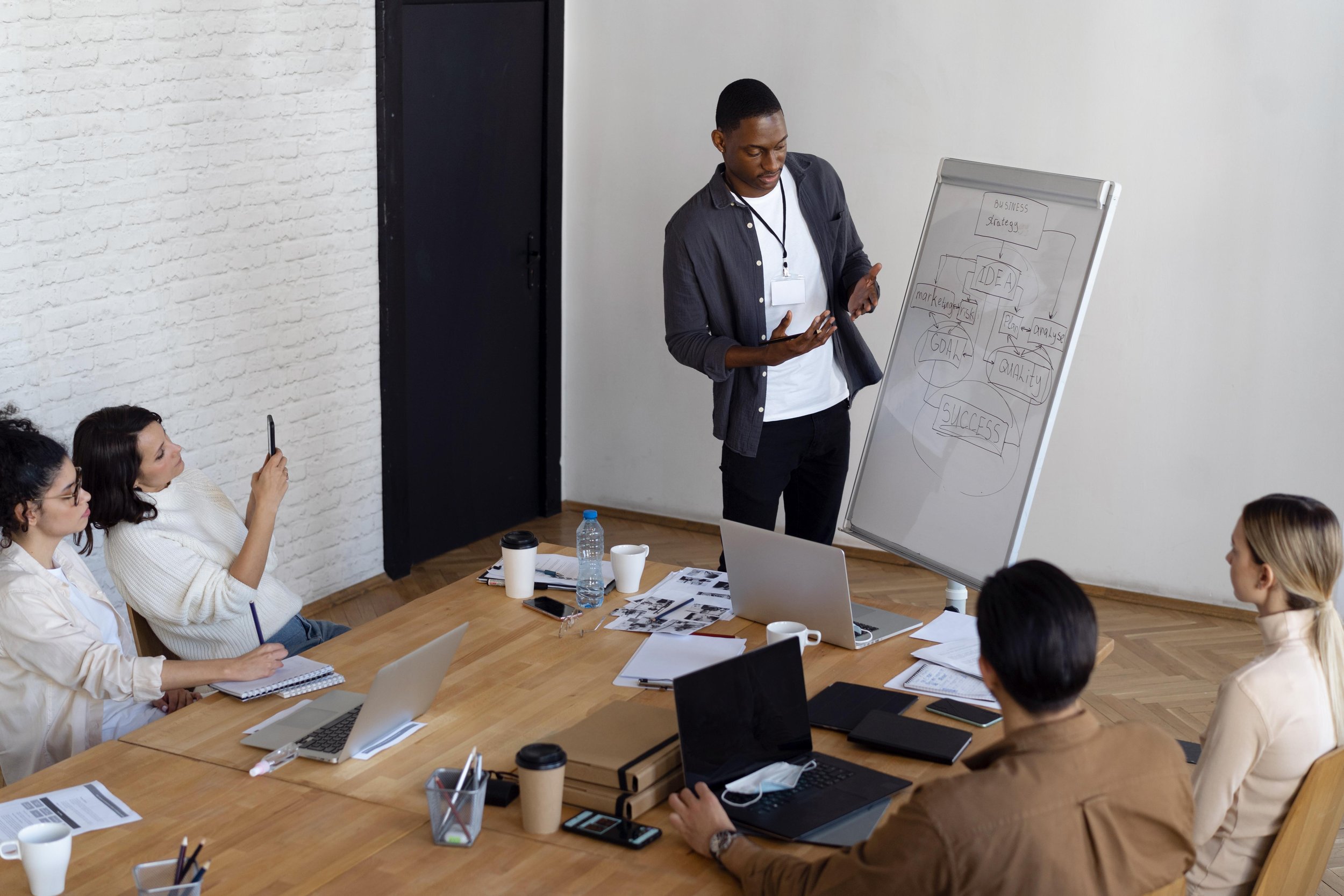 medium-shot-people-meeting.jpg