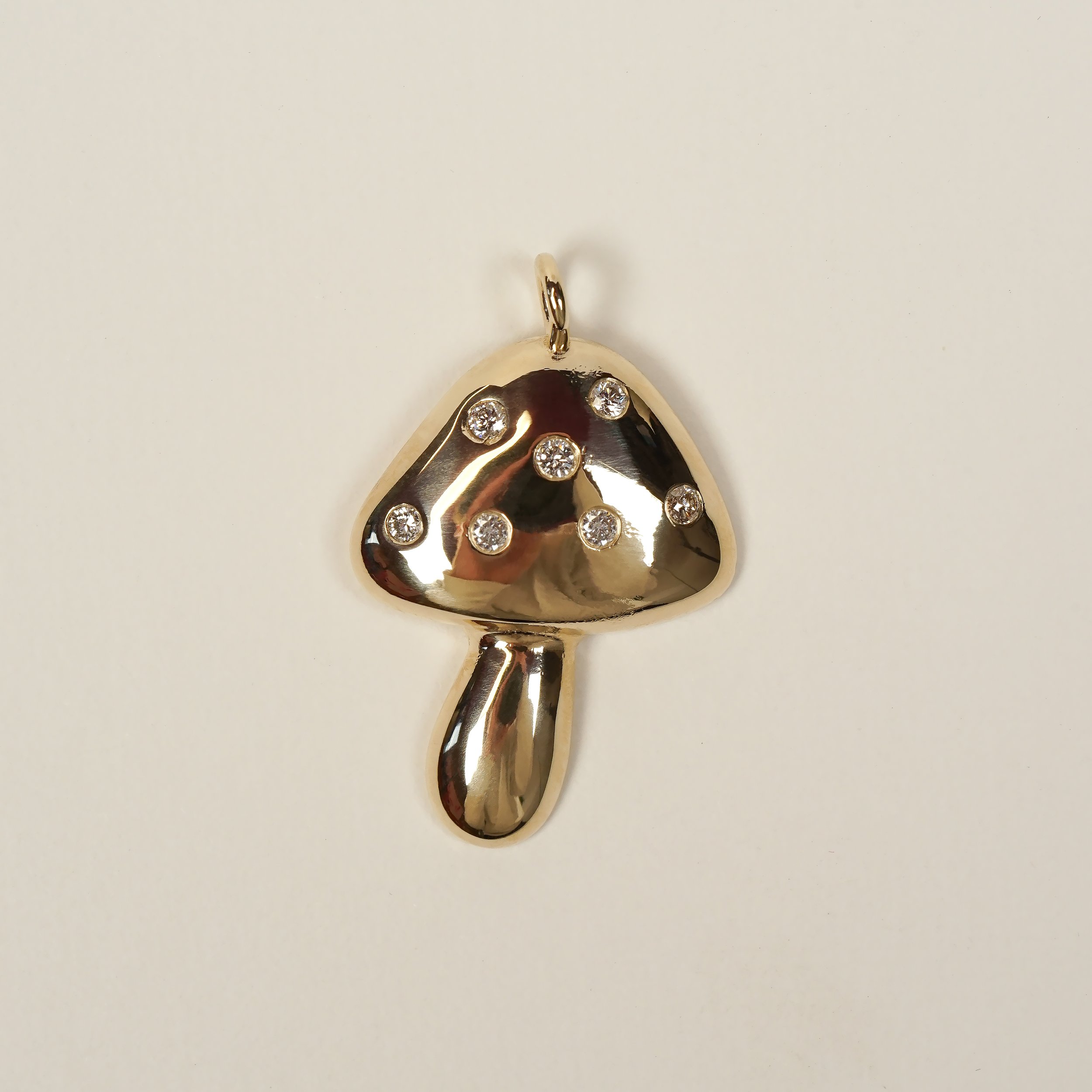 MUSHROOM & DIAMONDS