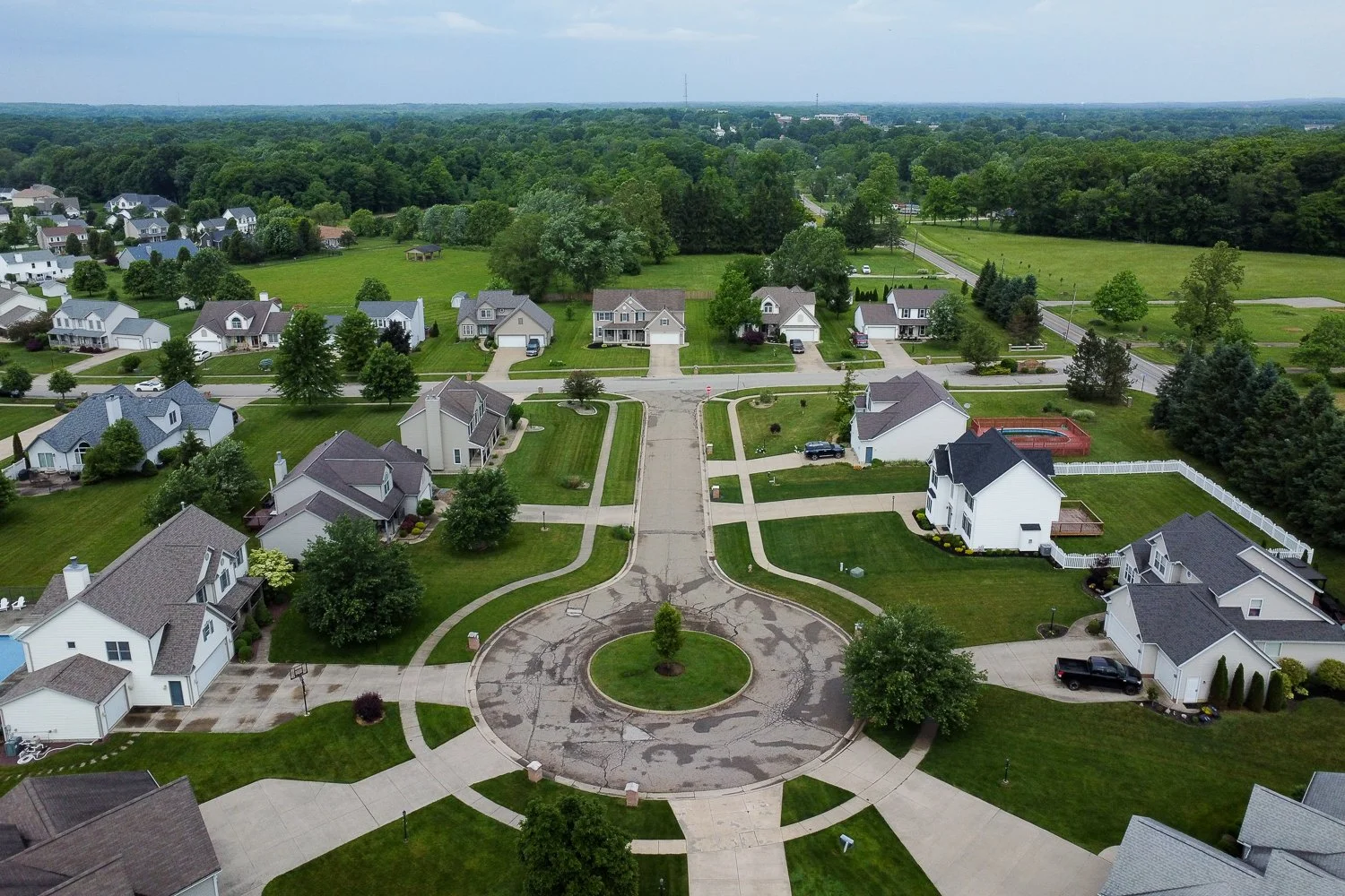 Cul de sac // Brimfield, Ohio