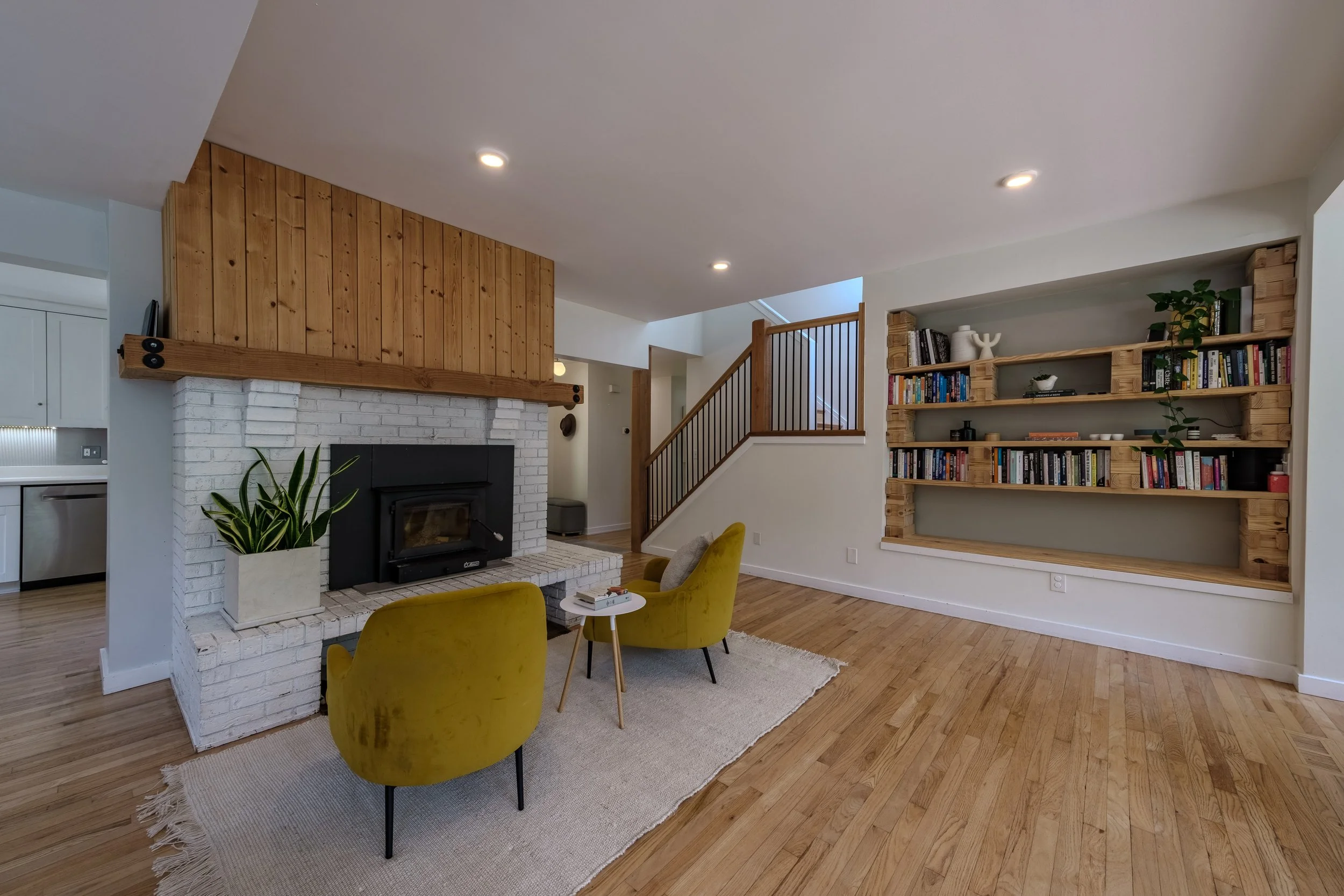 Modern Living Room // Peninsula, Ohio