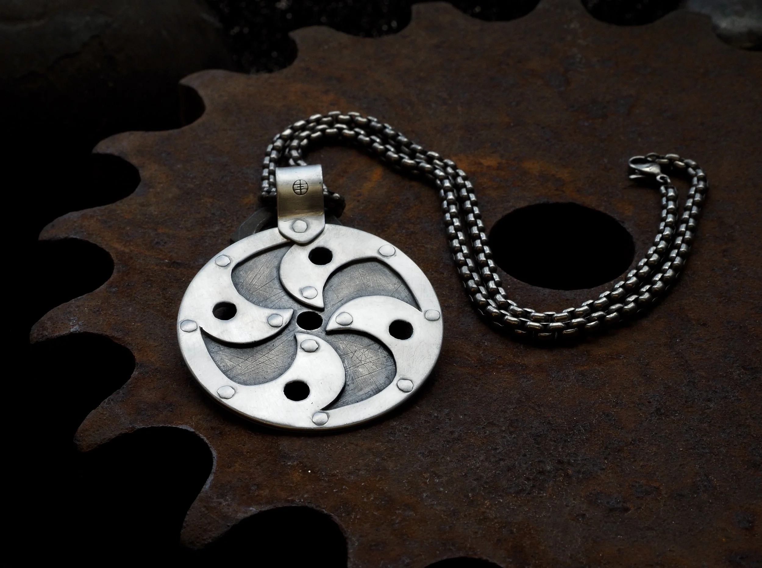 Rivet_Wave_Pendant.JPG