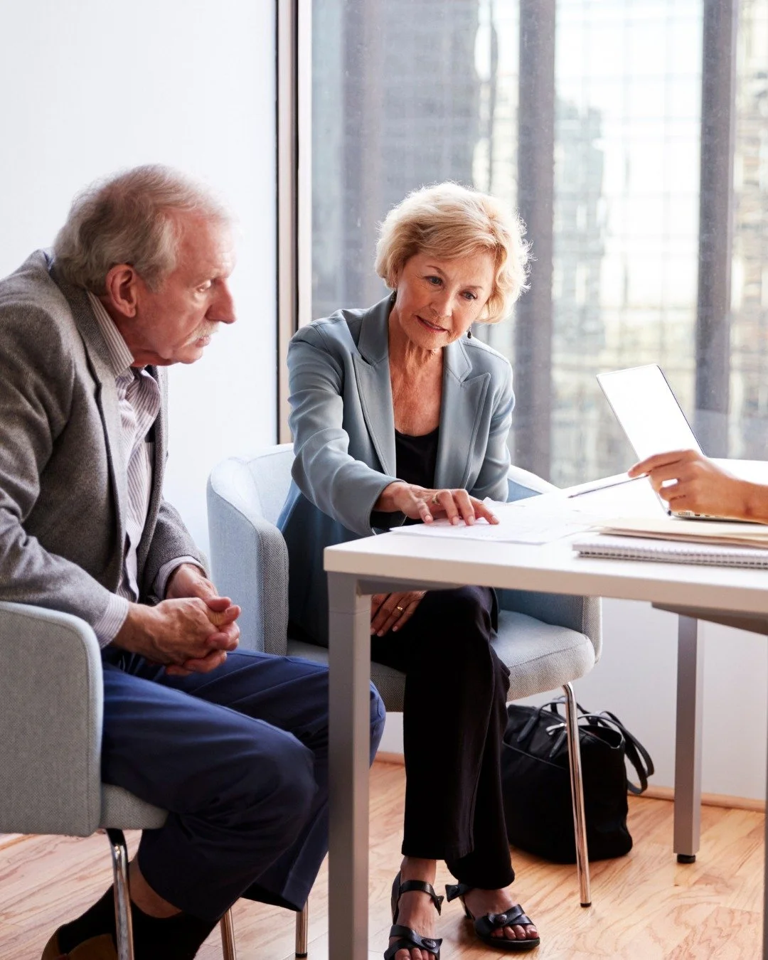 For many business owners, ownership and inheritance are often assumed to mean the same thing. In practice, they can lead to very different outcomes if plans are not clearly defined.

Without thoughtful planning, questions can arise around:

👥 Who ha